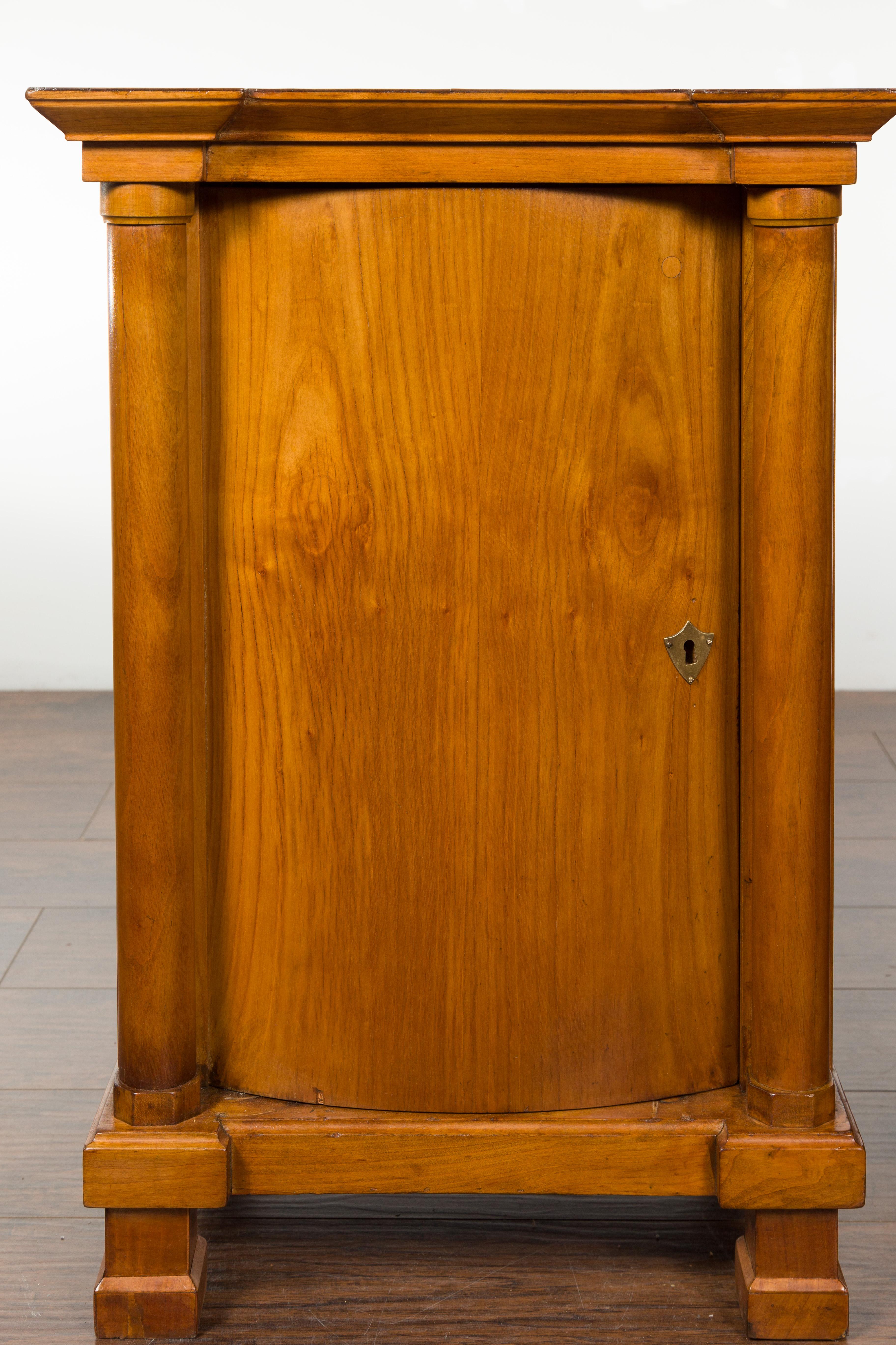 Pair of Biedermeier 1840s Walnut Cabinets with Bombé Doors and Semi-Columns 2