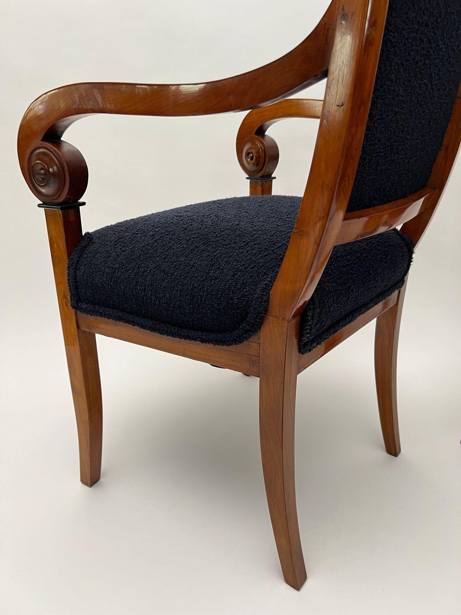Pair of Biedermeier Armchairs, Cherry Wood, Black Boucle, France circa 1820 For Sale 7