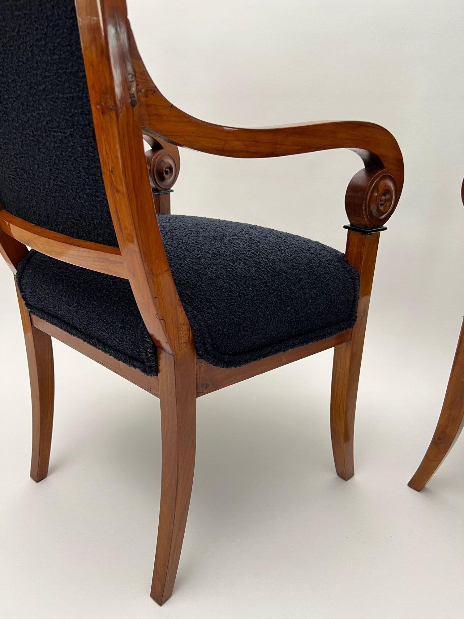 Pair of Biedermeier Armchairs, Cherry Wood, Black Boucle, France circa 1820 For Sale 10