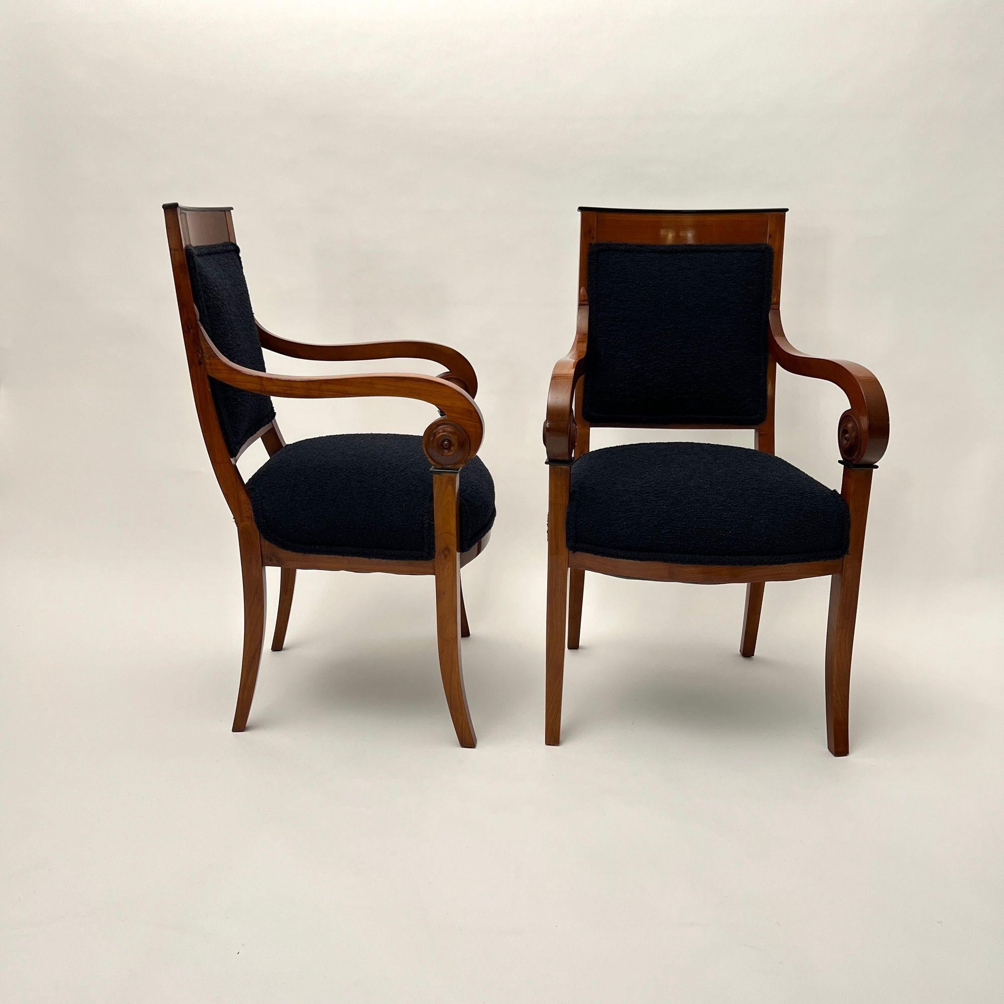 Bouclé Pair of Biedermeier Armchairs, Cherry Wood, Black Boucle, France circa 1820 For Sale