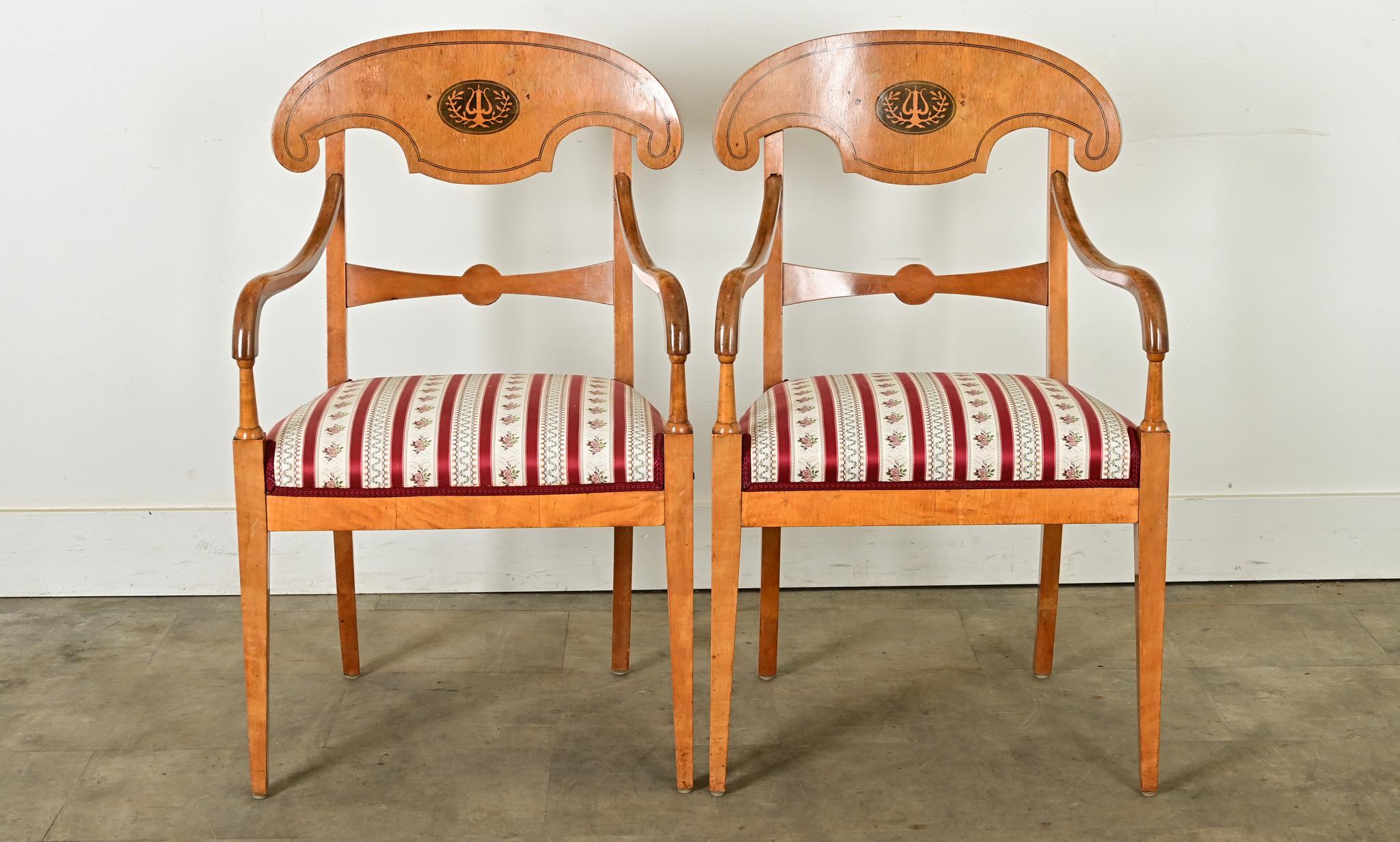 Coppia di poltrone Biedermeier In condizioni buone in vendita a Baton Rouge, LA