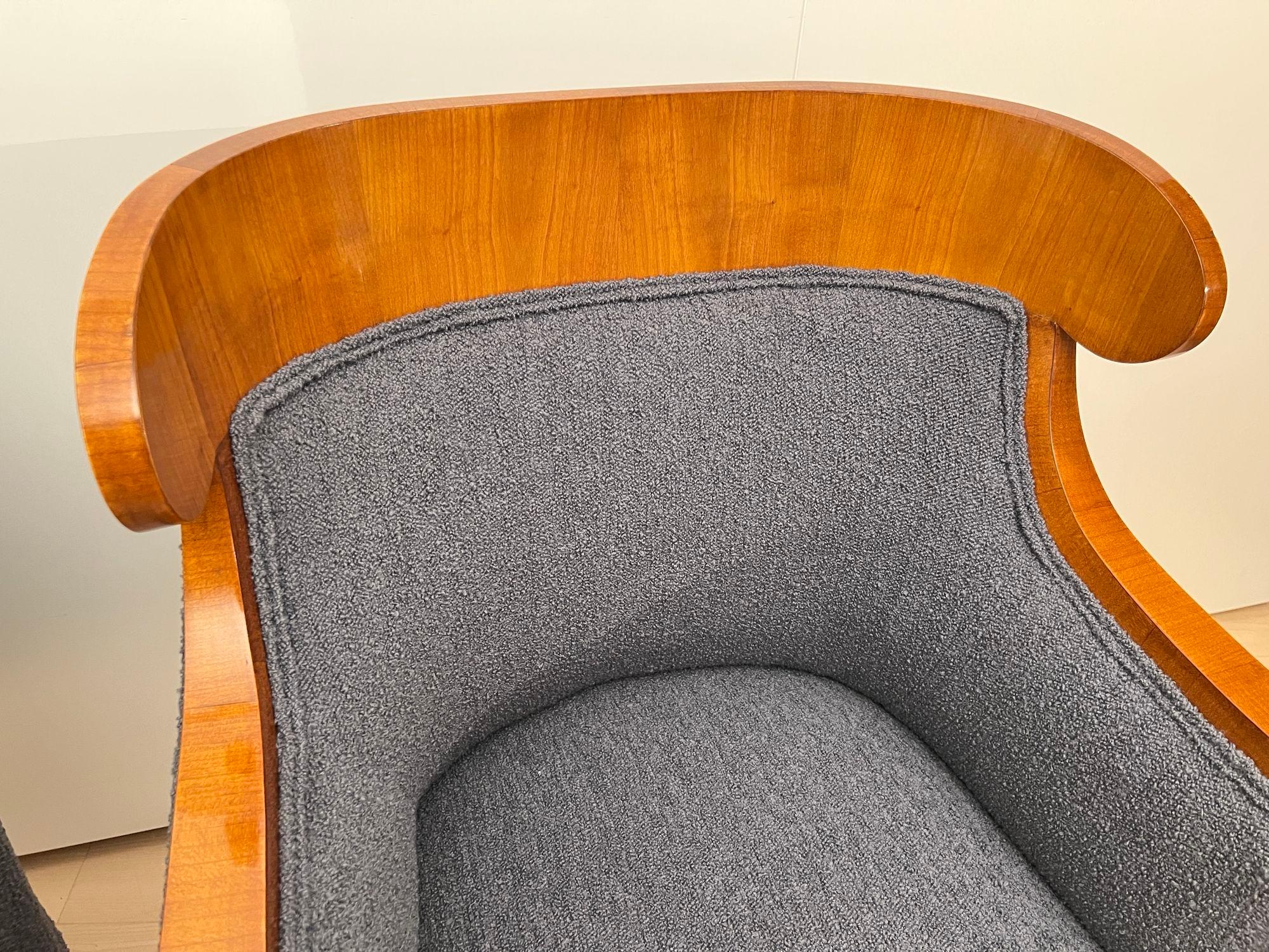 Pair of Biedermeier Bergere Chairs, Cherry Wood, Gray Boucle, Austria circa 1830 For Sale 4