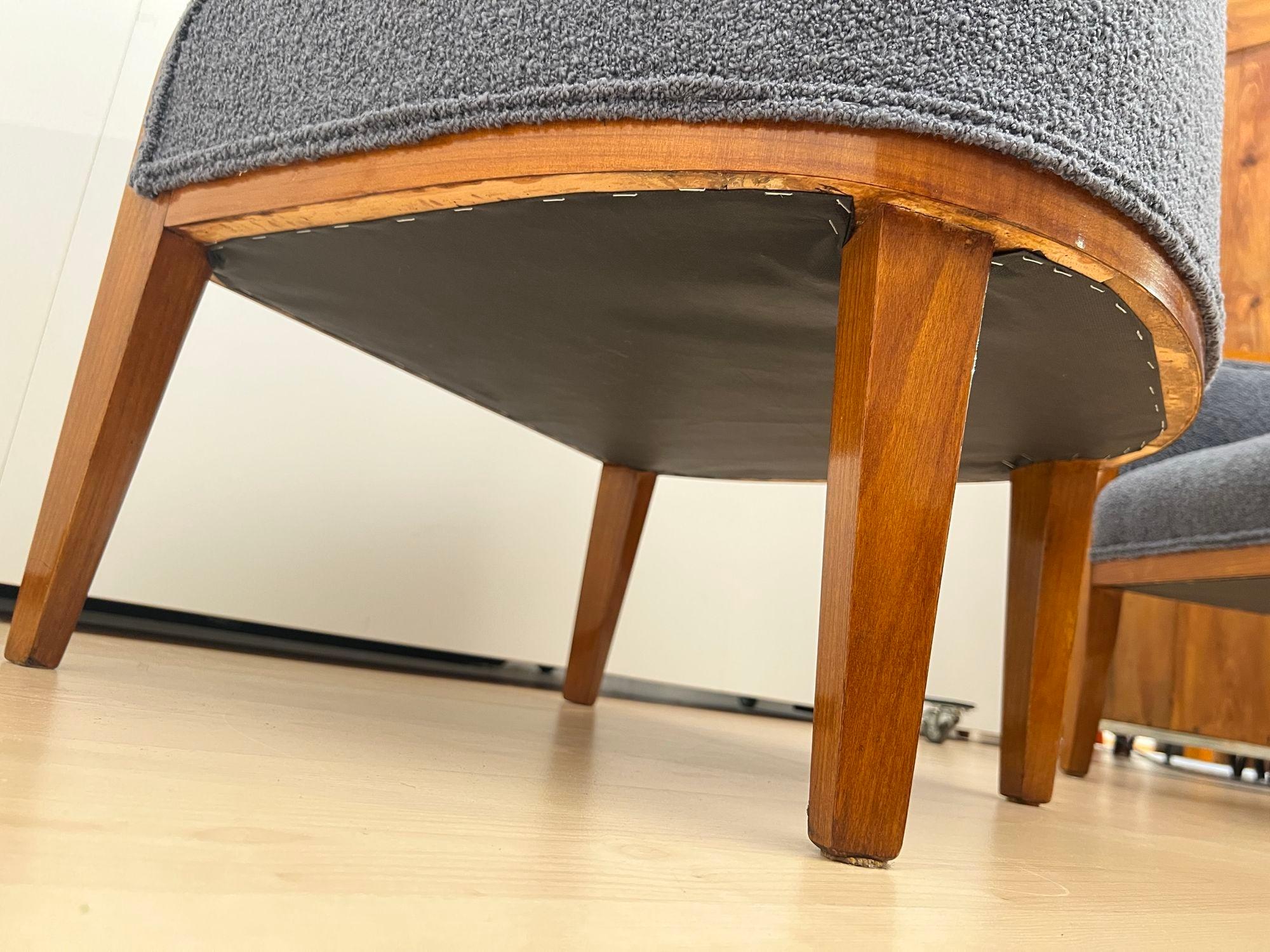 Pair of Biedermeier Bergere Chairs, Cherry Wood, Gray Boucle, Austria circa 1830 For Sale 13
