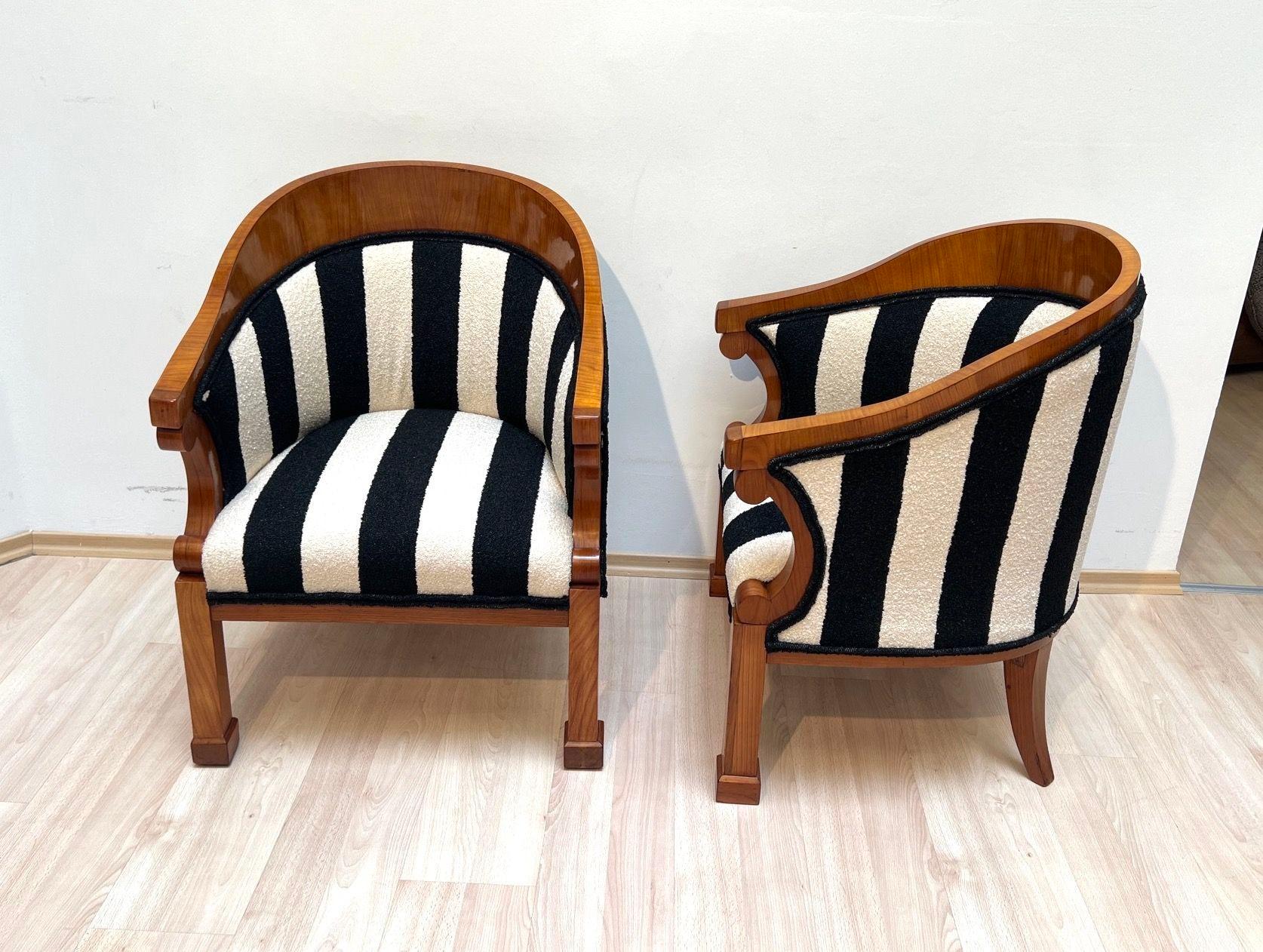 Polished Pair of Biedermeier Bergere Chairs, Cherrywood, Boucle, Austria circa 1830 For Sale