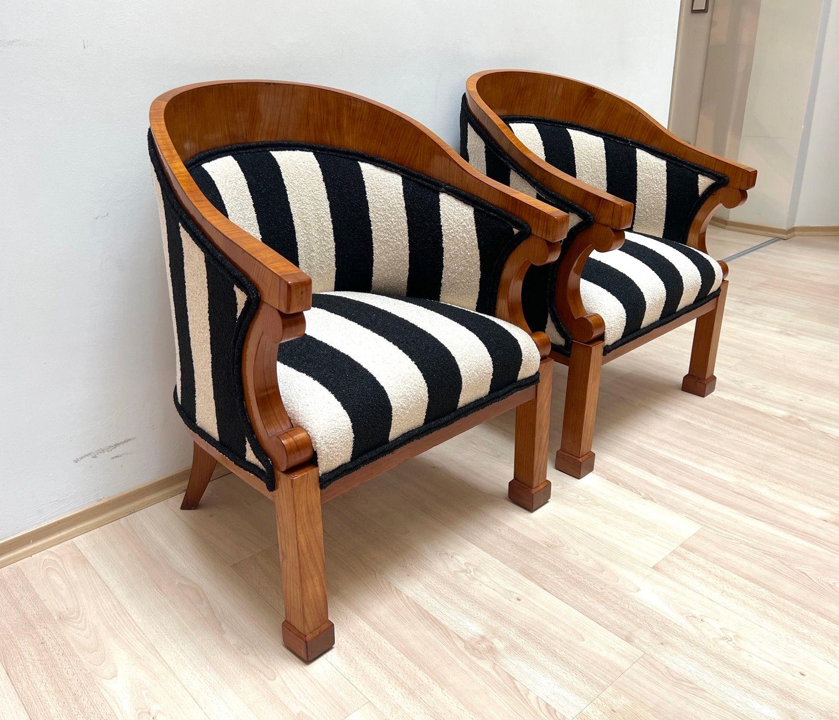Mid-19th Century Pair of Biedermeier Bergere Chairs, Cherrywood, Boucle, Austria circa 1830 For Sale