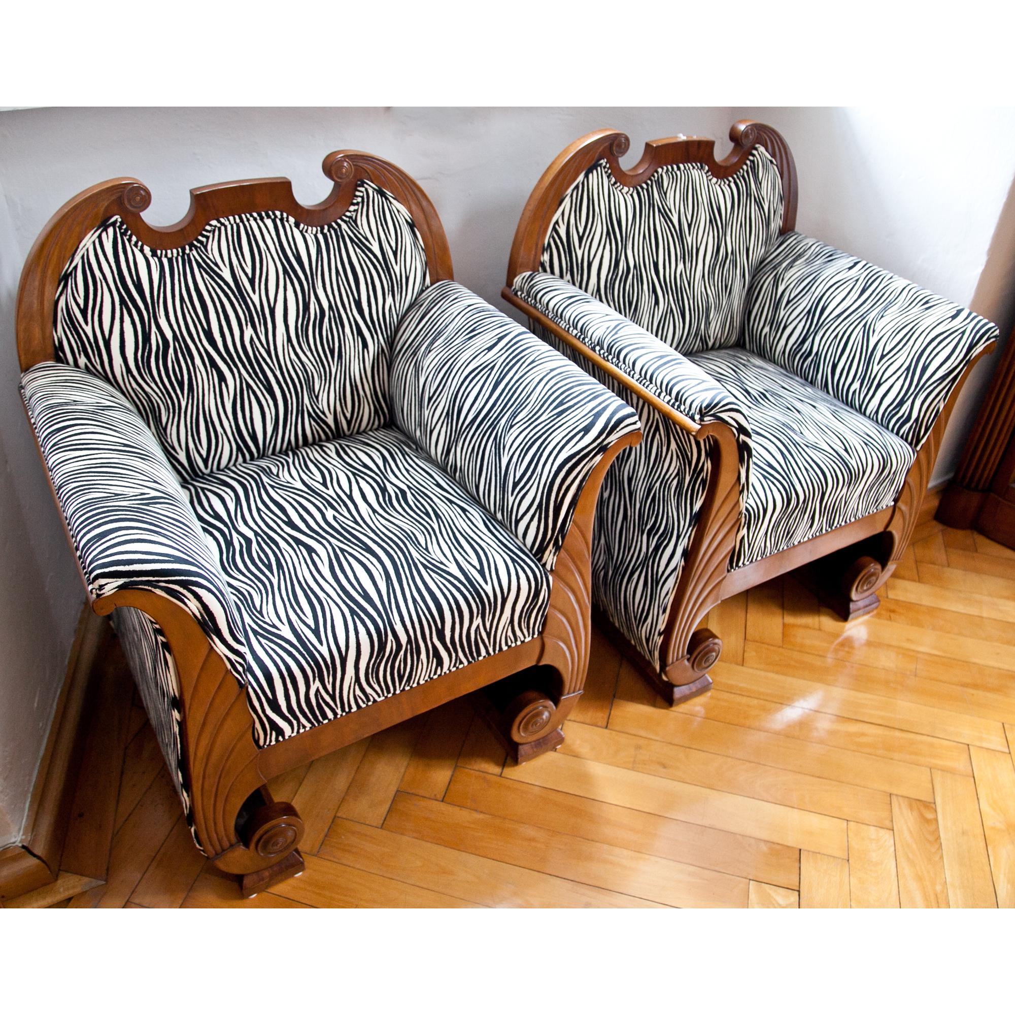 Walnut Pair of Biedermeier Bergere Chairs, Danube Monarchy, circa 1830