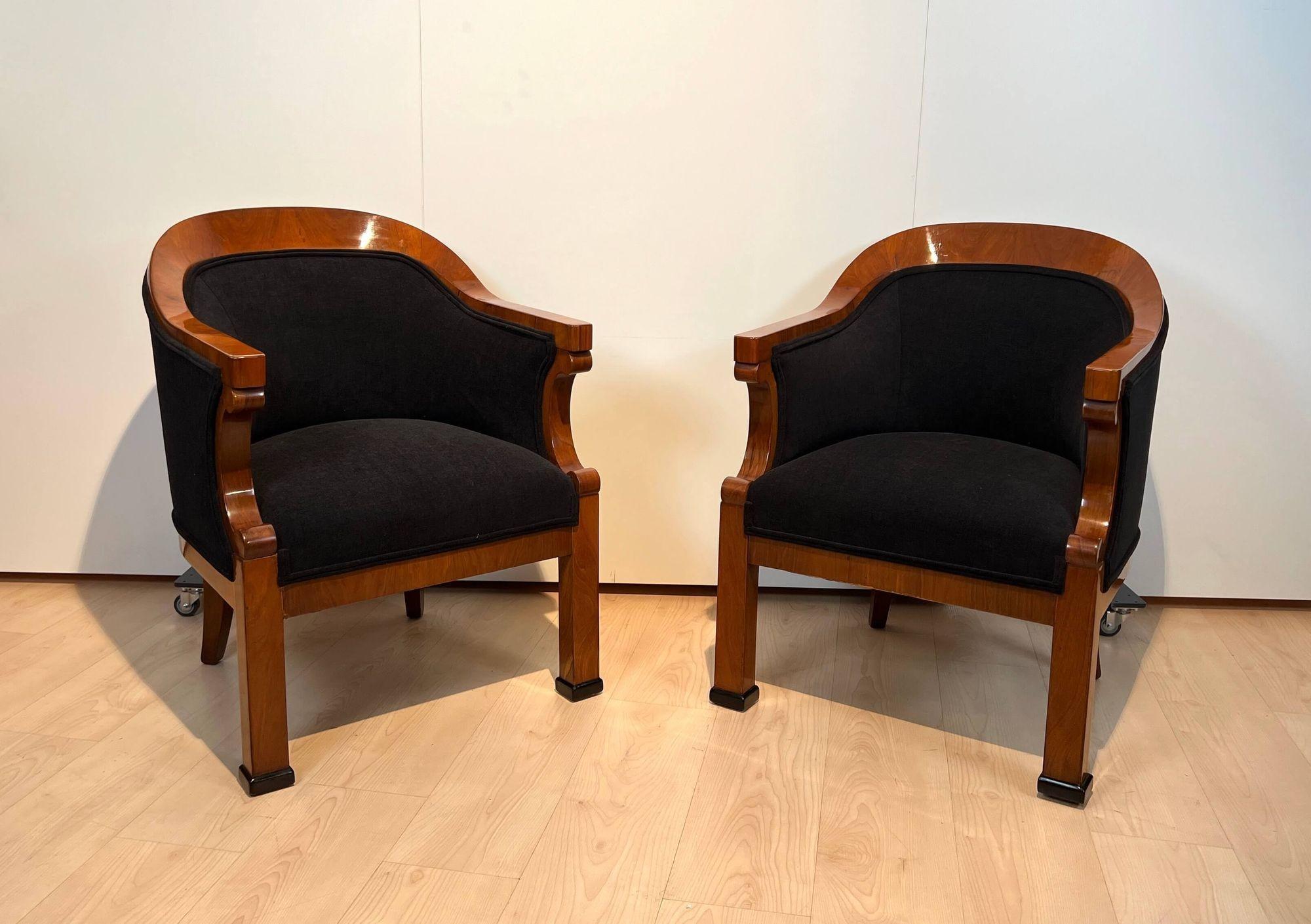 Austrian Pair of Biedermeier Bergere Chairs, Walnut Veneer, Vienna/Austria, 19th Century