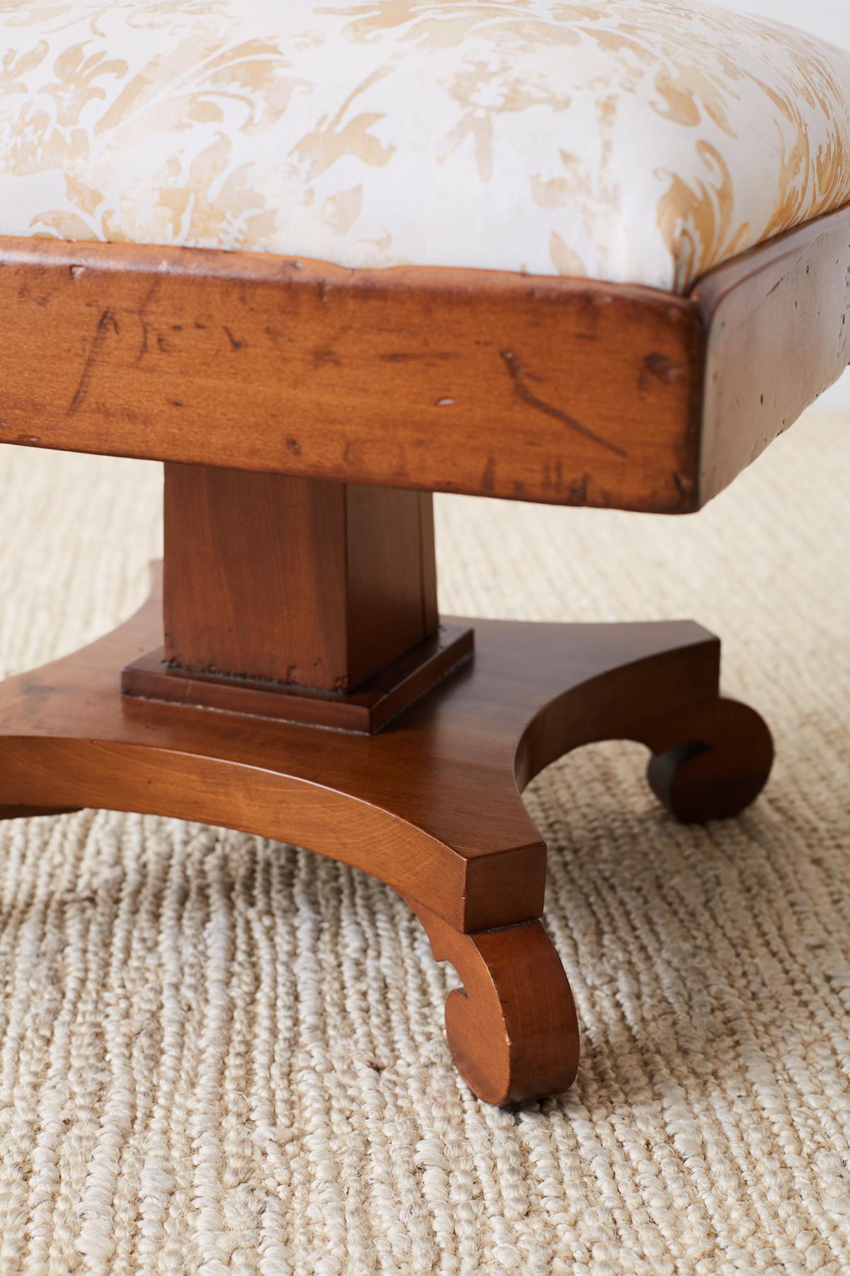 Pair of Biedermeier Carved Footstools with Fortuny Upholstery im Zustand „Gut“ in Rio Vista, CA