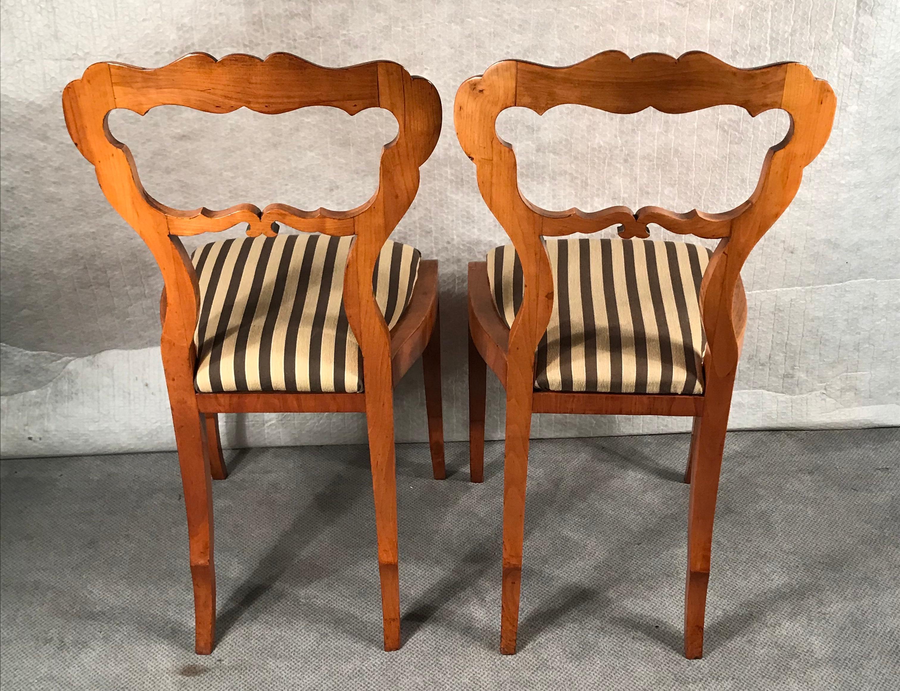 Austrian Pair of Biedermeier Chairs, 1820, Danhauser Style For Sale