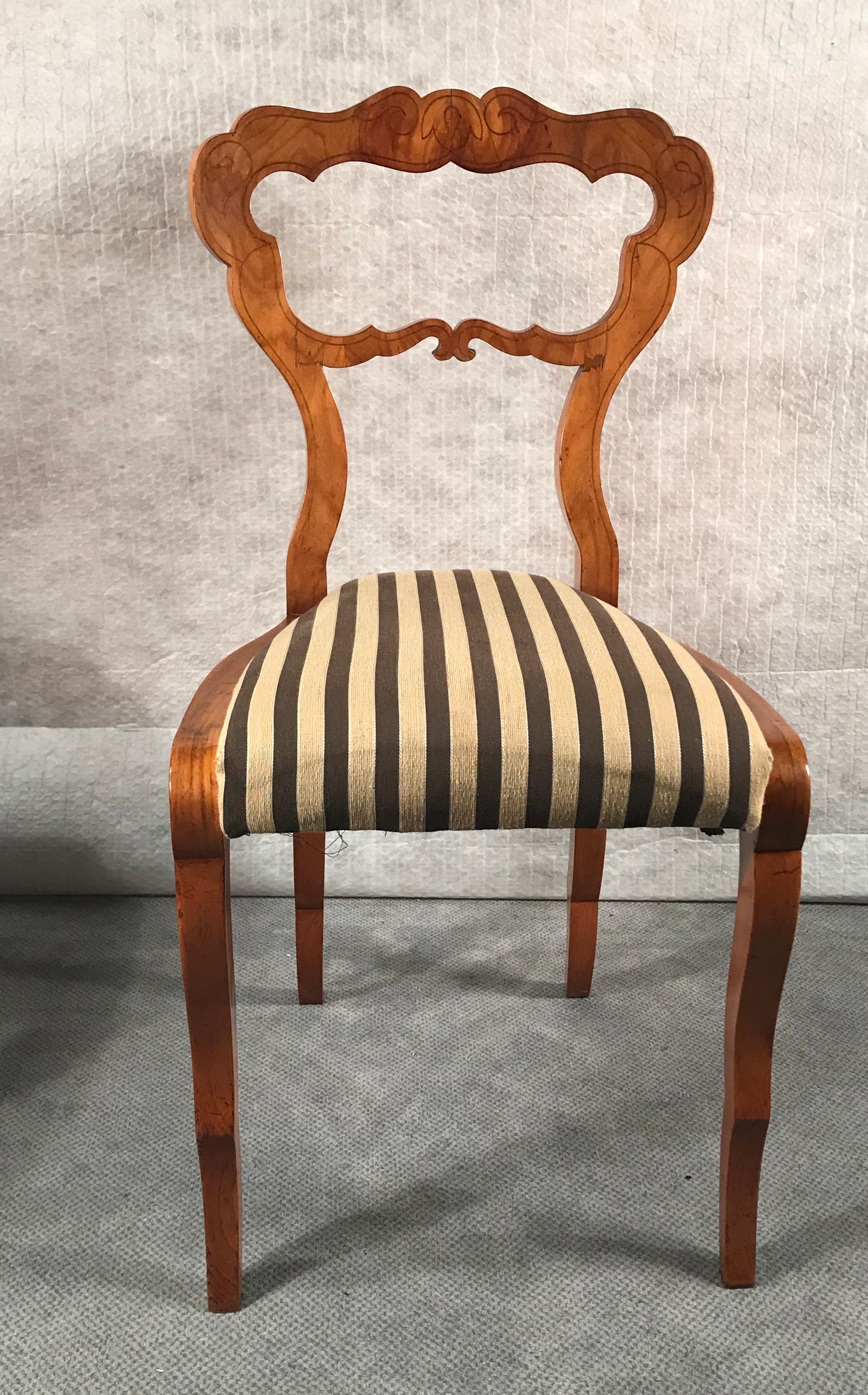 Pair of Biedermeier Chairs, 1820, Danhauser Style In Good Condition For Sale In Belmont, MA
