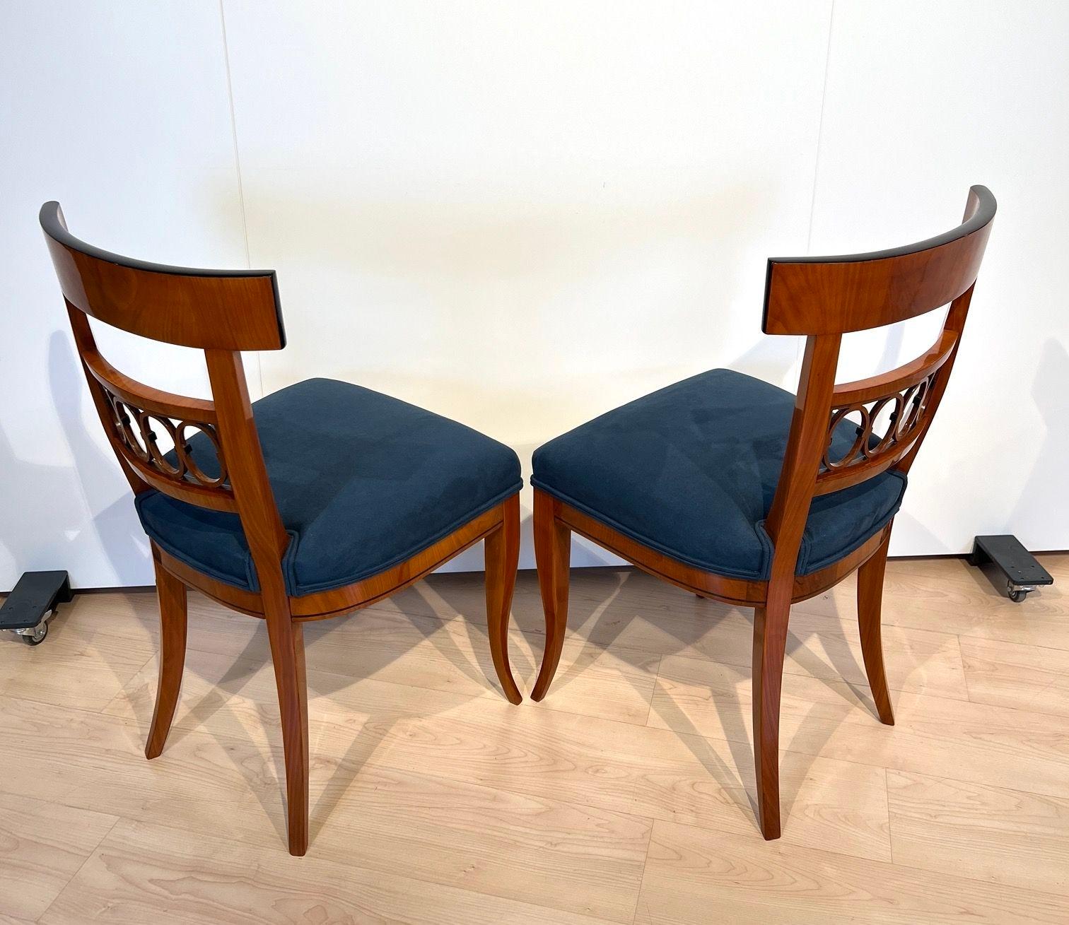 Pair of Biedermeier Chairs, Cherry Veneer, Blue Suede, South Germany circa 1840 6