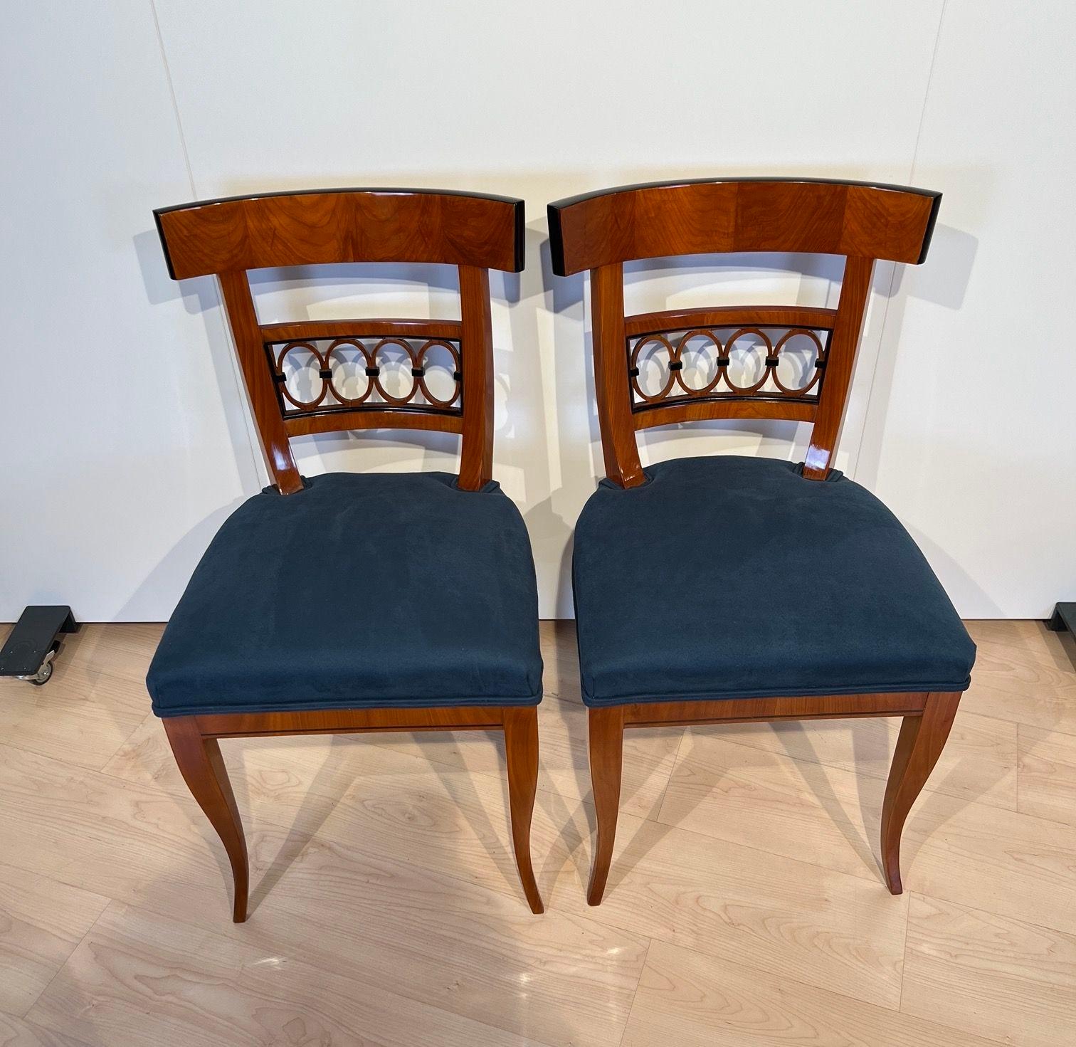 Pair of Biedermeier Chairs, Cherry Veneer, Blue Suede, South Germany circa 1840 3