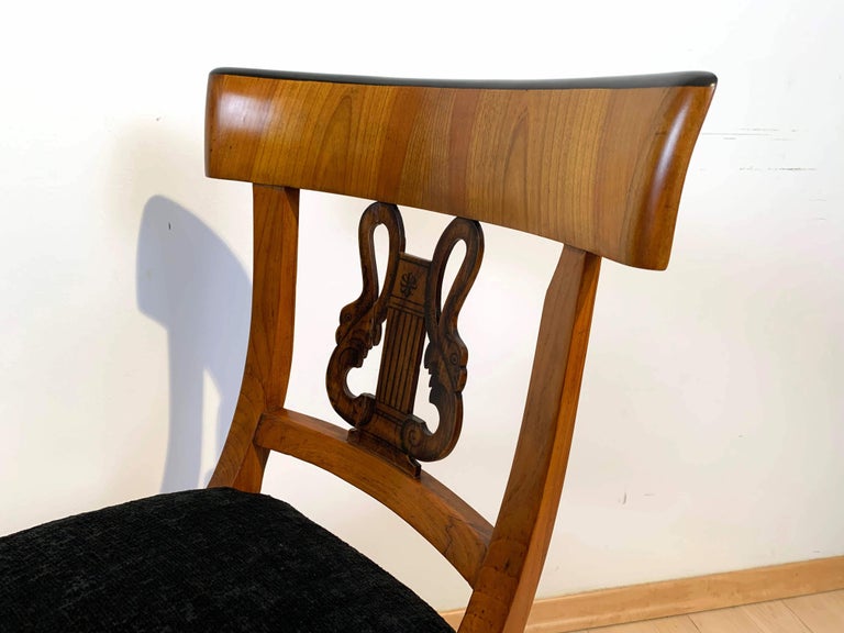 Pair of Biedermeier Chairs, Cherry Wood, Painting, South Germany circa 1820 For Sale 8