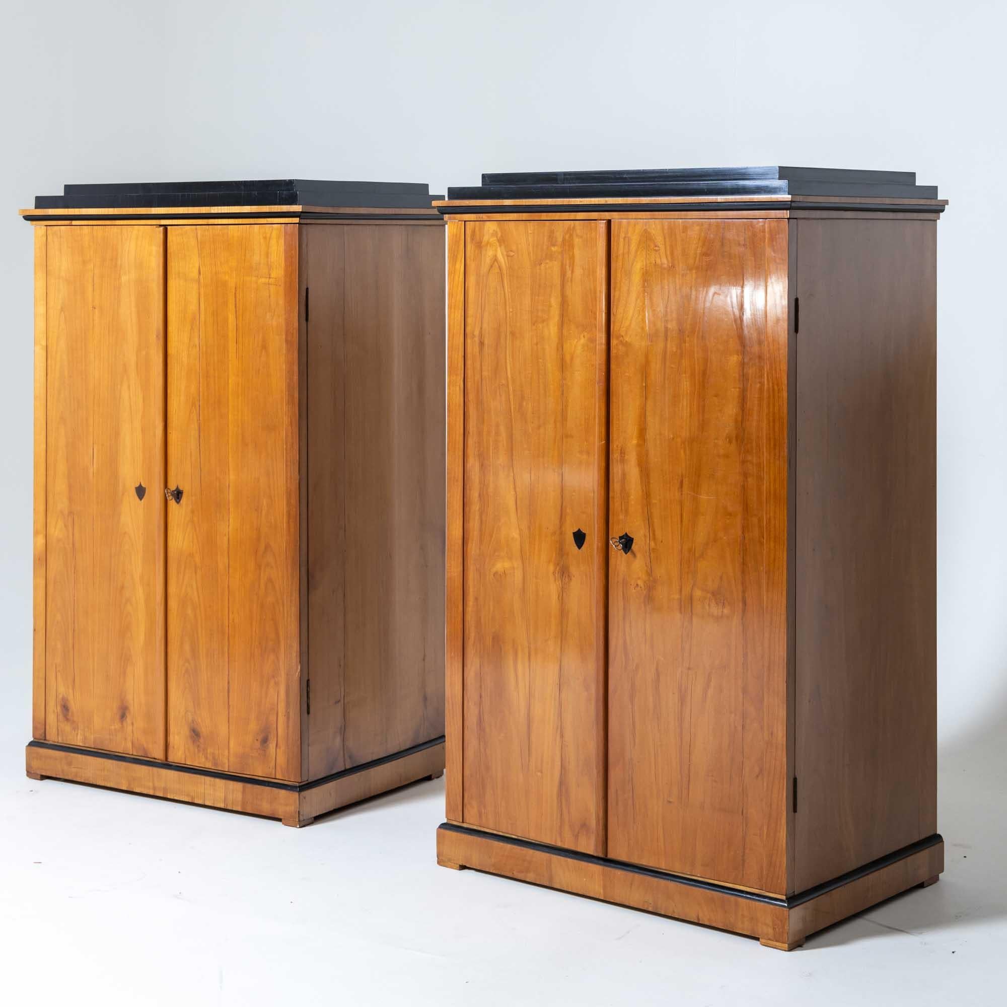 Veneer Pair of Biedermeier Collection Cabinets, Germany, probably Munich, c. 1820