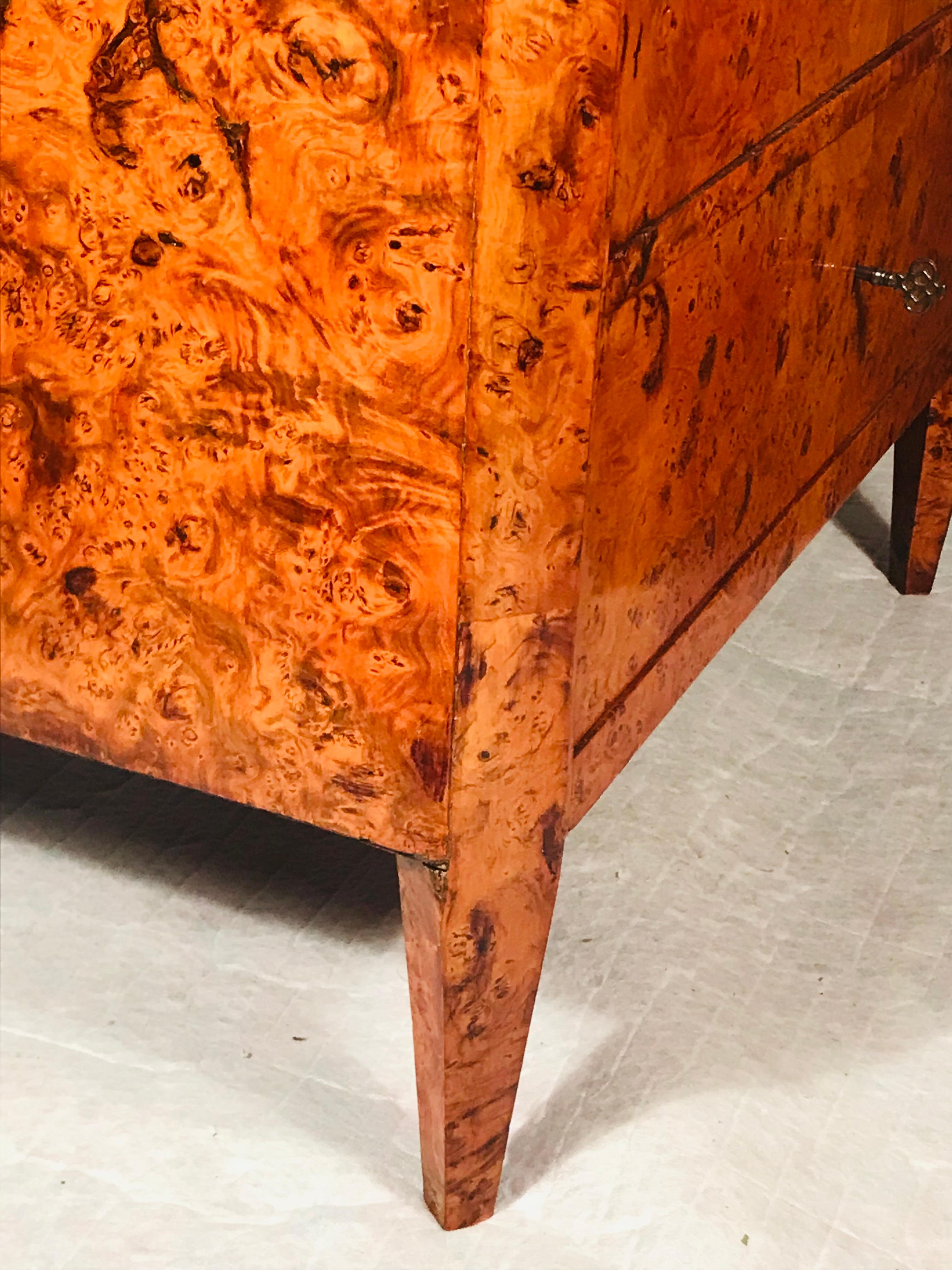 Pair of Biedermeier Dressers, Germany 1820, Bird'sEye Maple 5