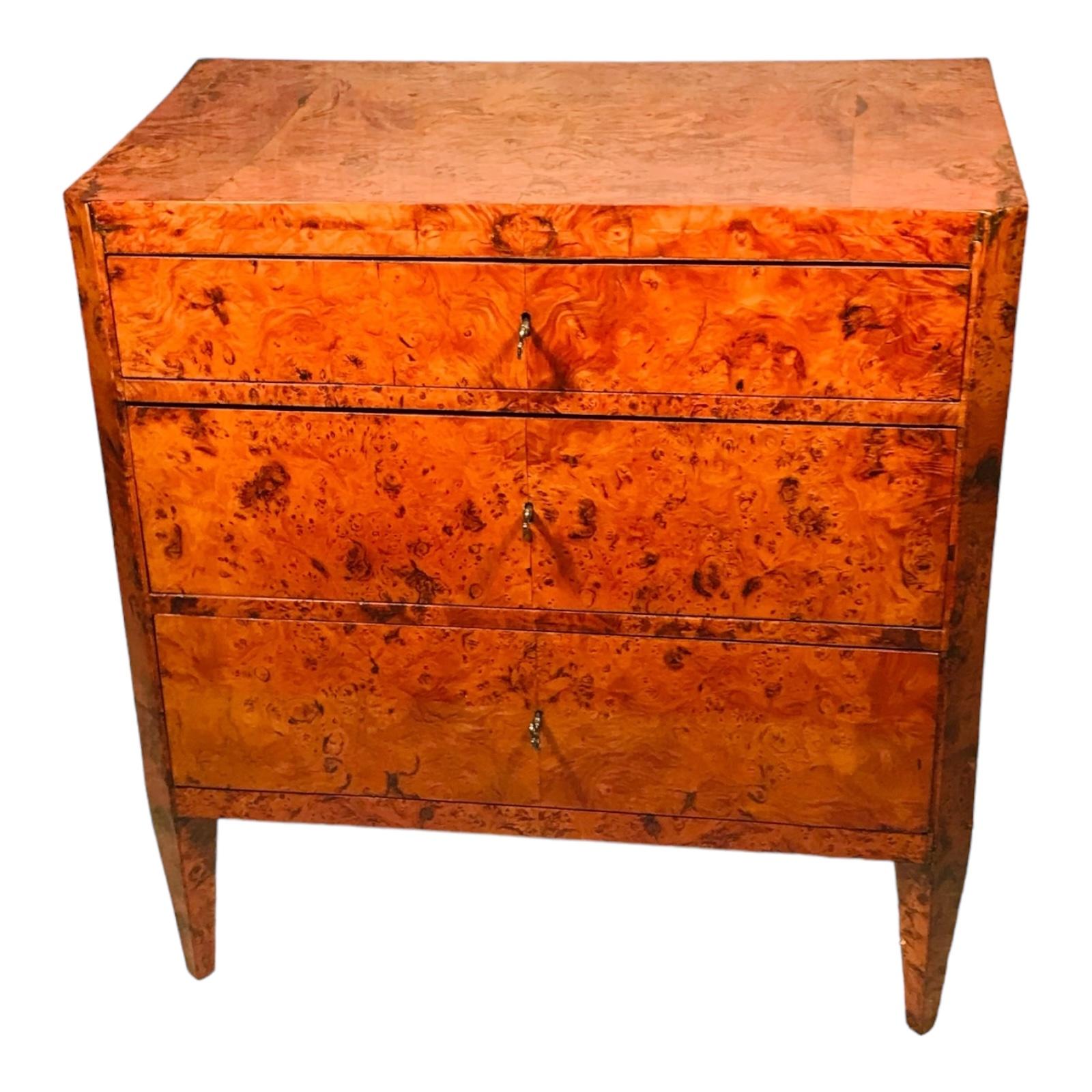 Veneer Pair of Biedermeier Dressers, Germany 1820, Bird'sEye Maple