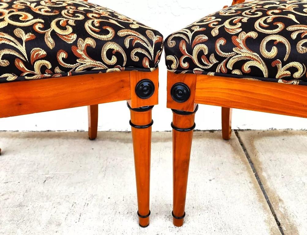 Paire de chaises Empire Biedermeier en broussin Bon état - En vente à Lake Worth, FL