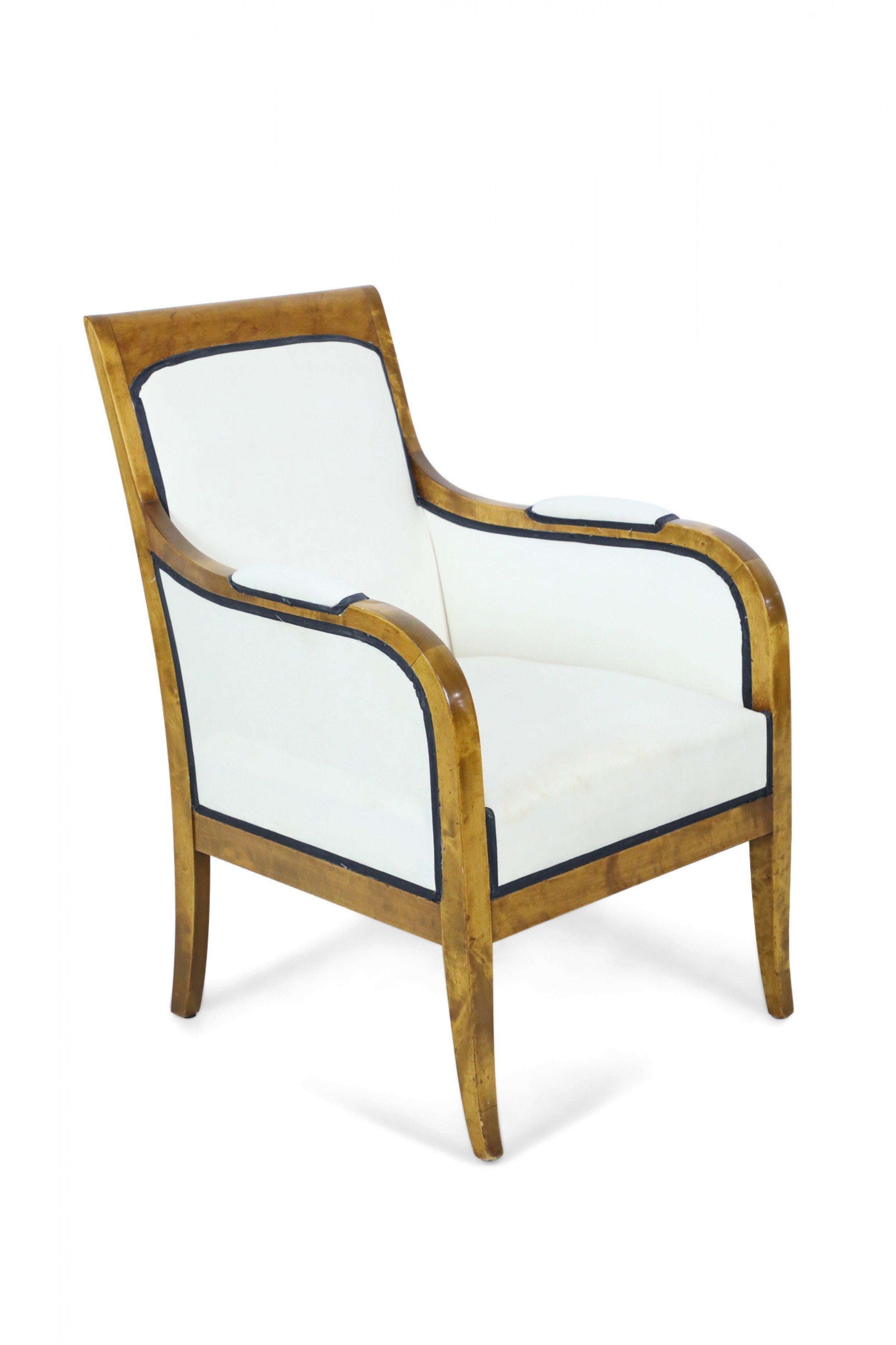 Biedermeier-Sessel mit quadratischer Rückenlehne aus Birke, Paar im Angebot 7