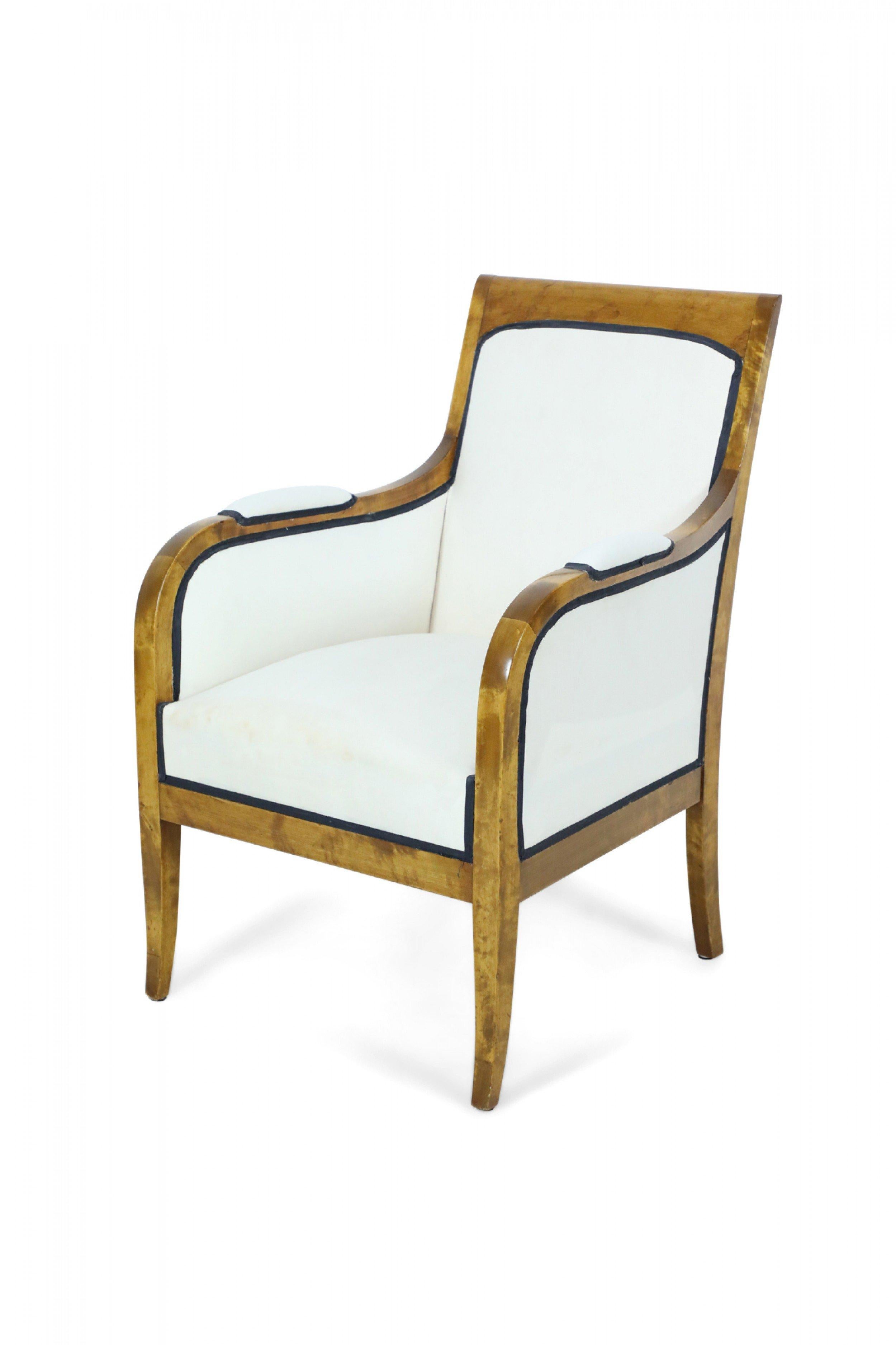 Biedermeier-Sessel mit quadratischer Rückenlehne aus Birke, Paar im Angebot 1