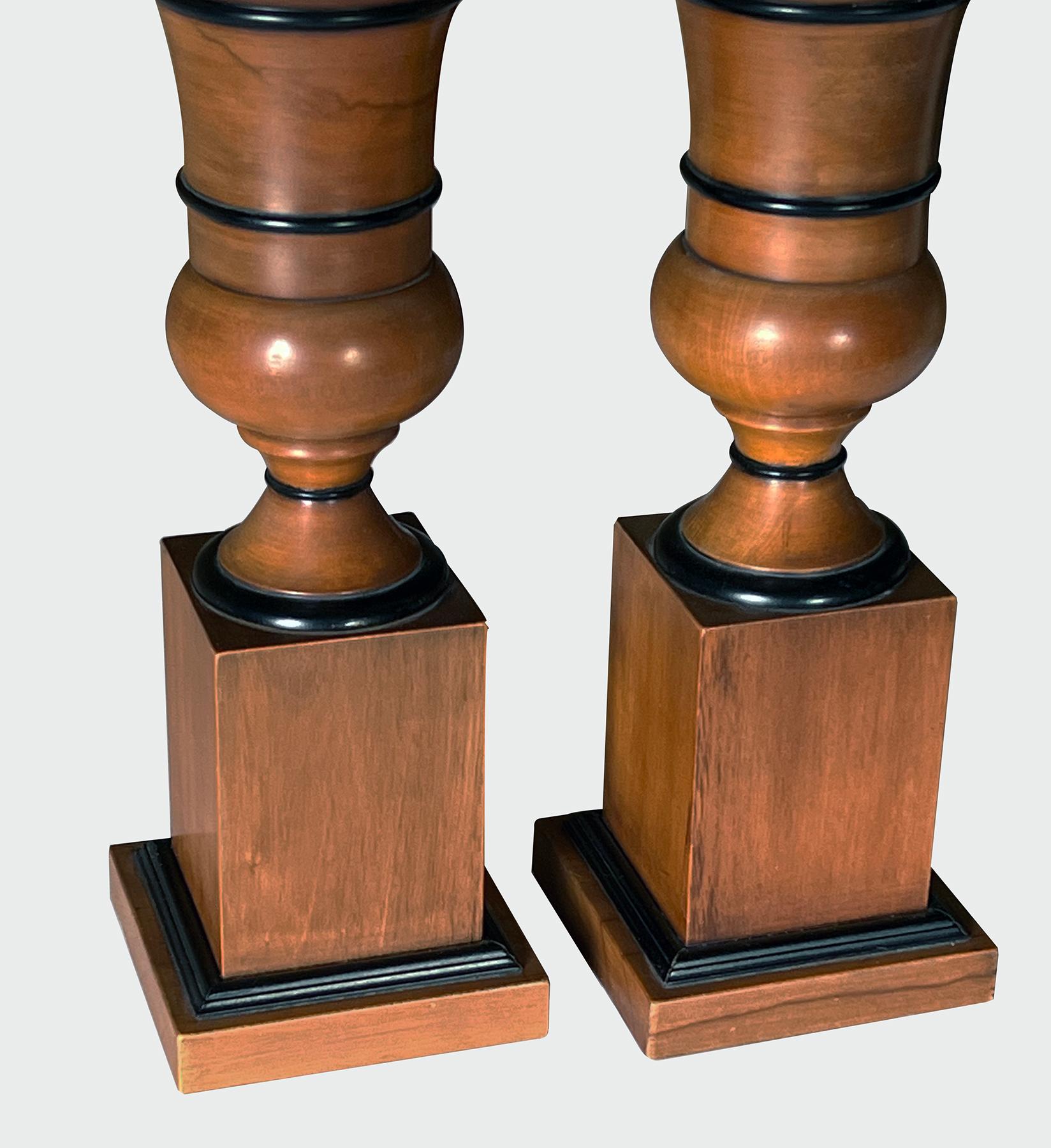 Mid-20th Century Pair of Biedermeier Style Turned Mahogany Urn-form Lamps with Ebonized Highlight For Sale