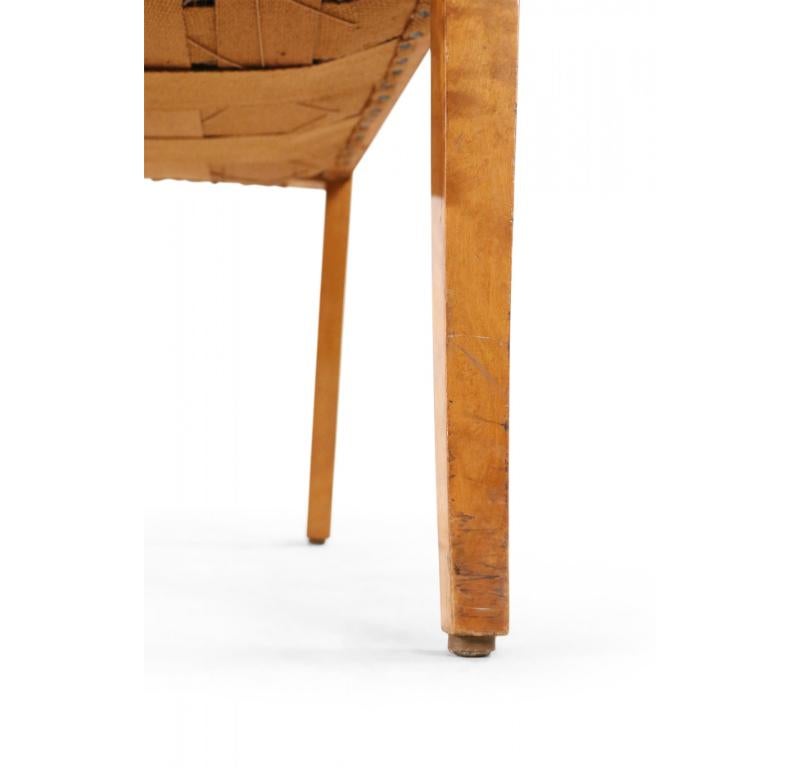 Coppia di poltrone da pranzo in stile Biedermeier in legno e tappezzeria nera in vendita 6