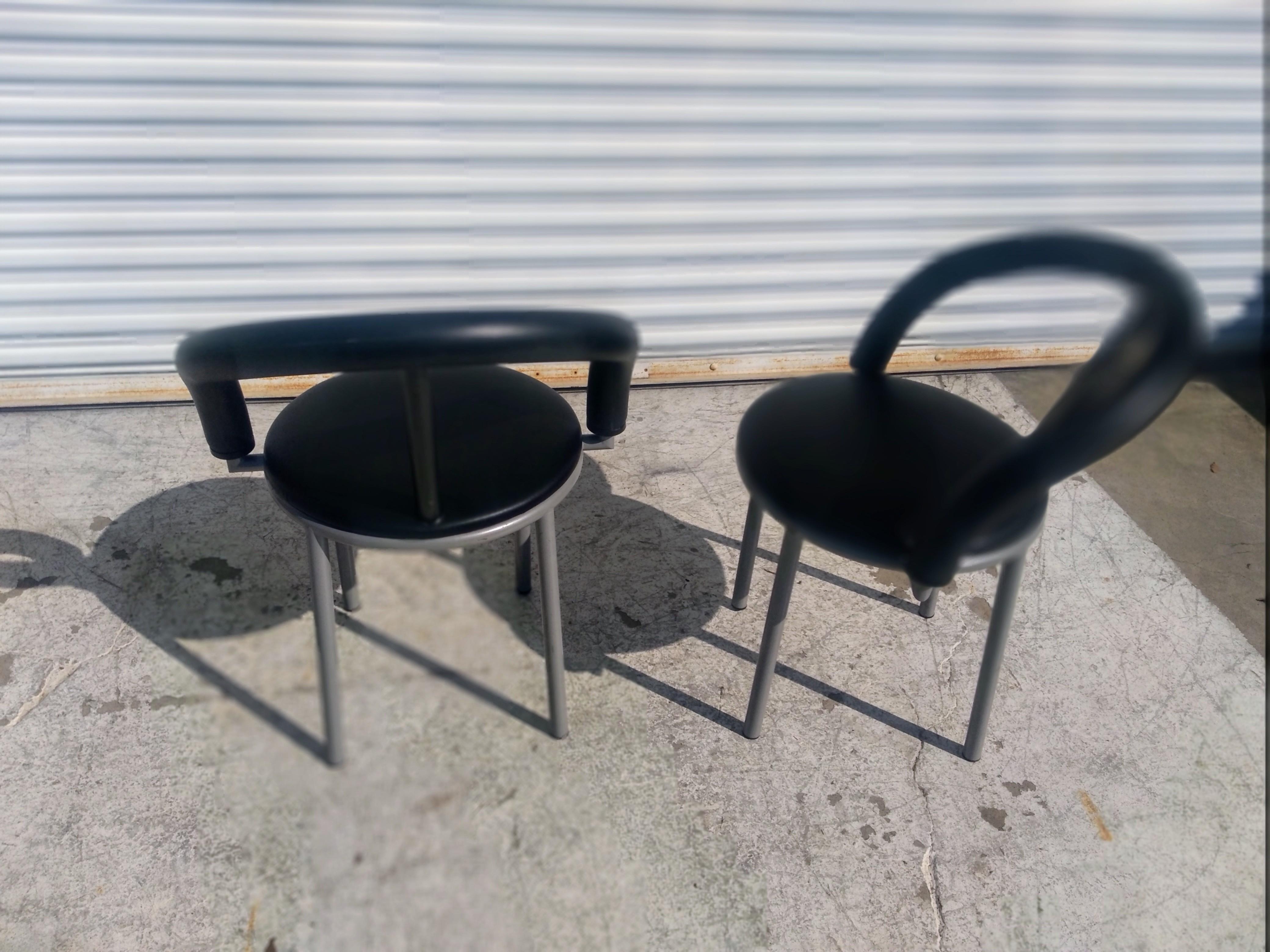 Postmoderne Paire de chaises Alpha en Bieffeplast par Anna Anselmi en vente