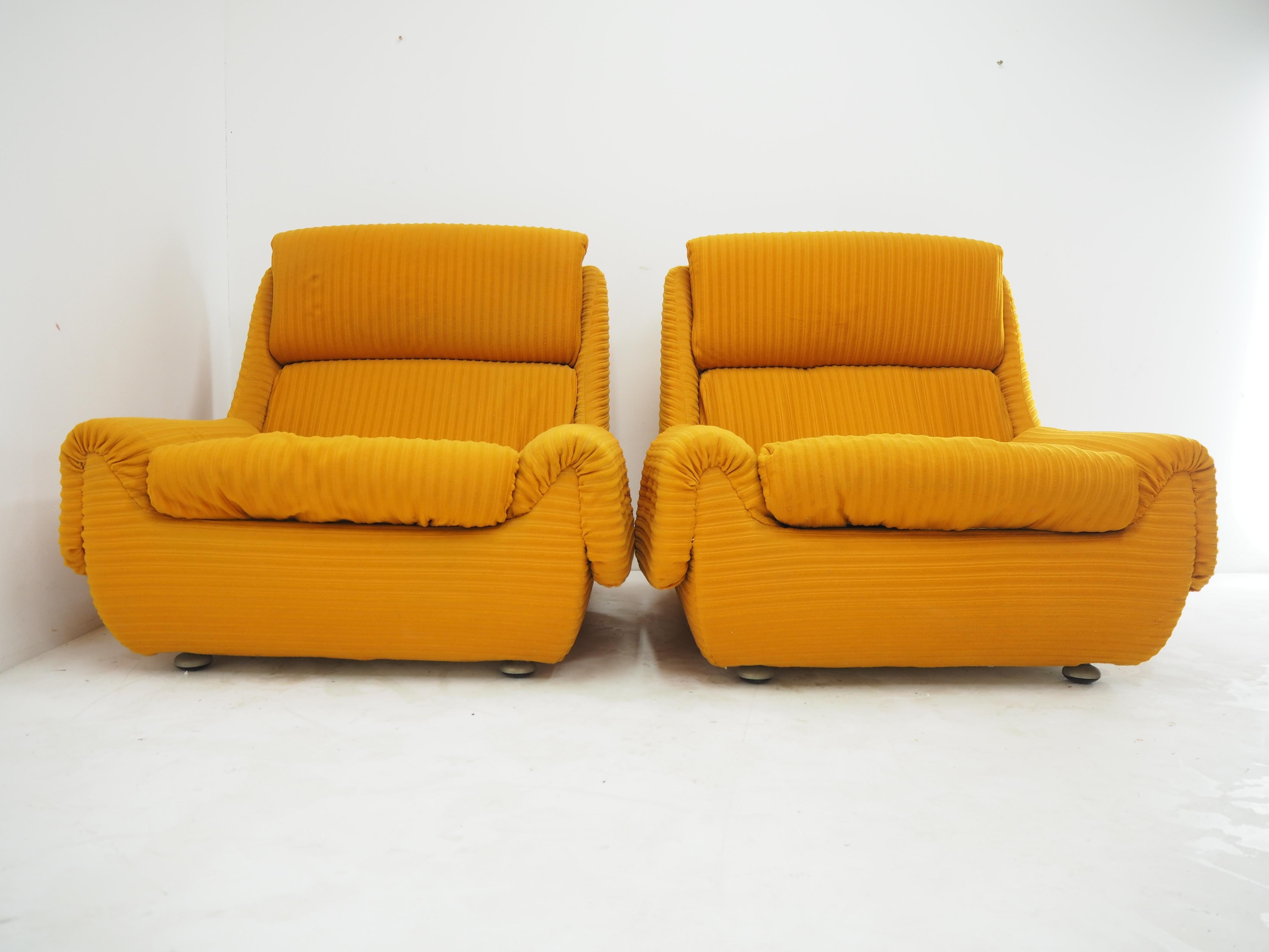 Pair of Big Design Armchair Atlantis, 1970s, Europe 6