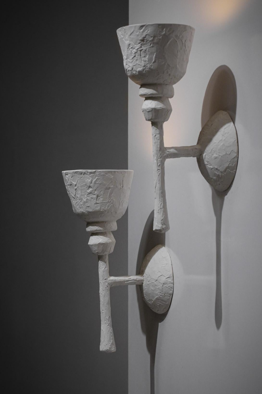 Pair of Big Sconces in Modern Plaster in the Style of Giacometti G170 For Sale 3