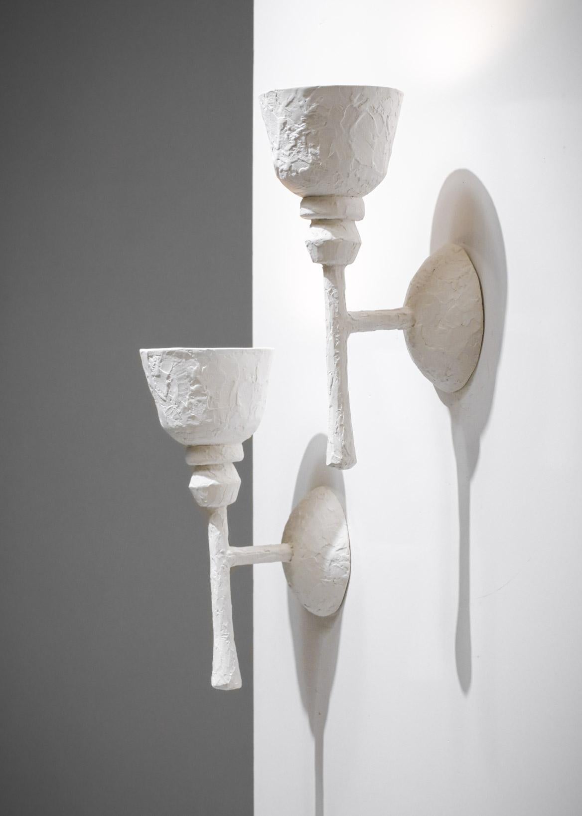 French Pair of Big Sconces in Modern Plaster in the Style of Giacometti G170 For Sale