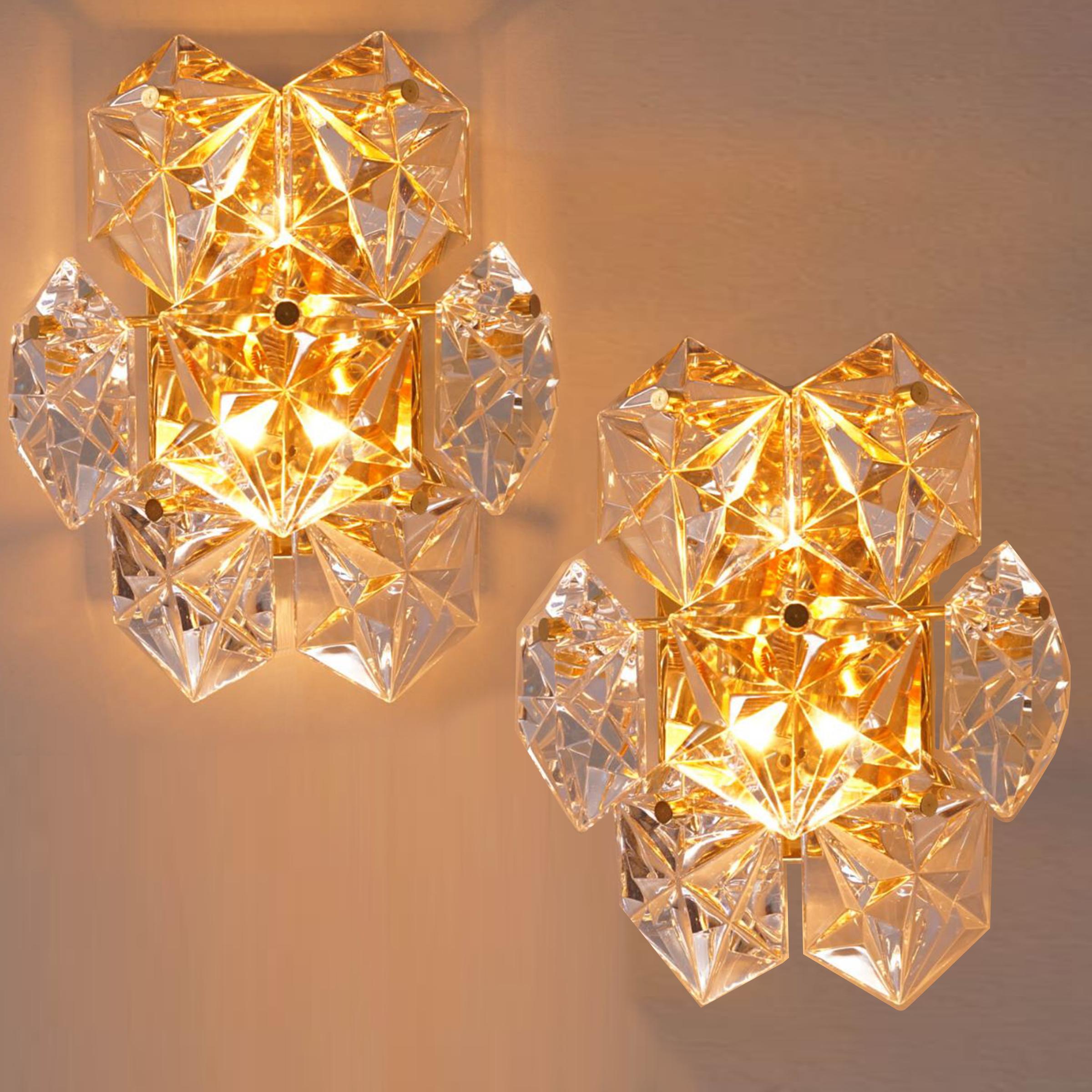 Pair of Big Stunning Faceted Crystal Five-Tier Chandeliers Kinkeldey, 1970 For Sale 3