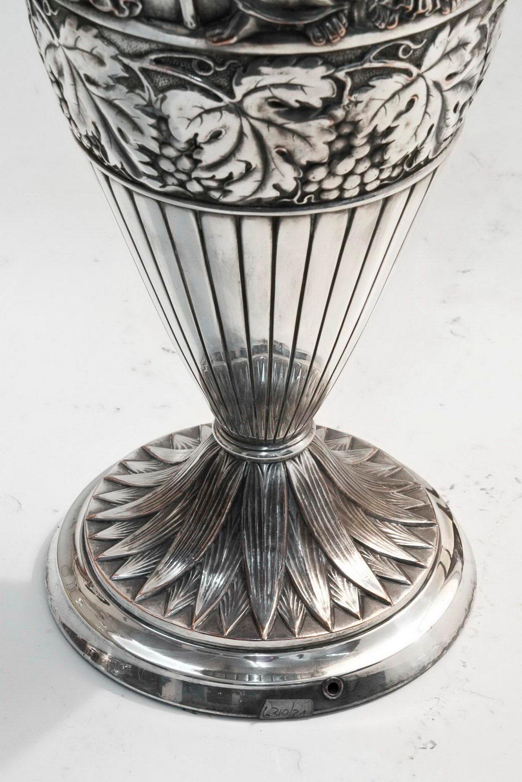 Paire de grands vases Wmf allemands en métal argenté, Jugendstil, Art nouveau, 1910 en vente 3