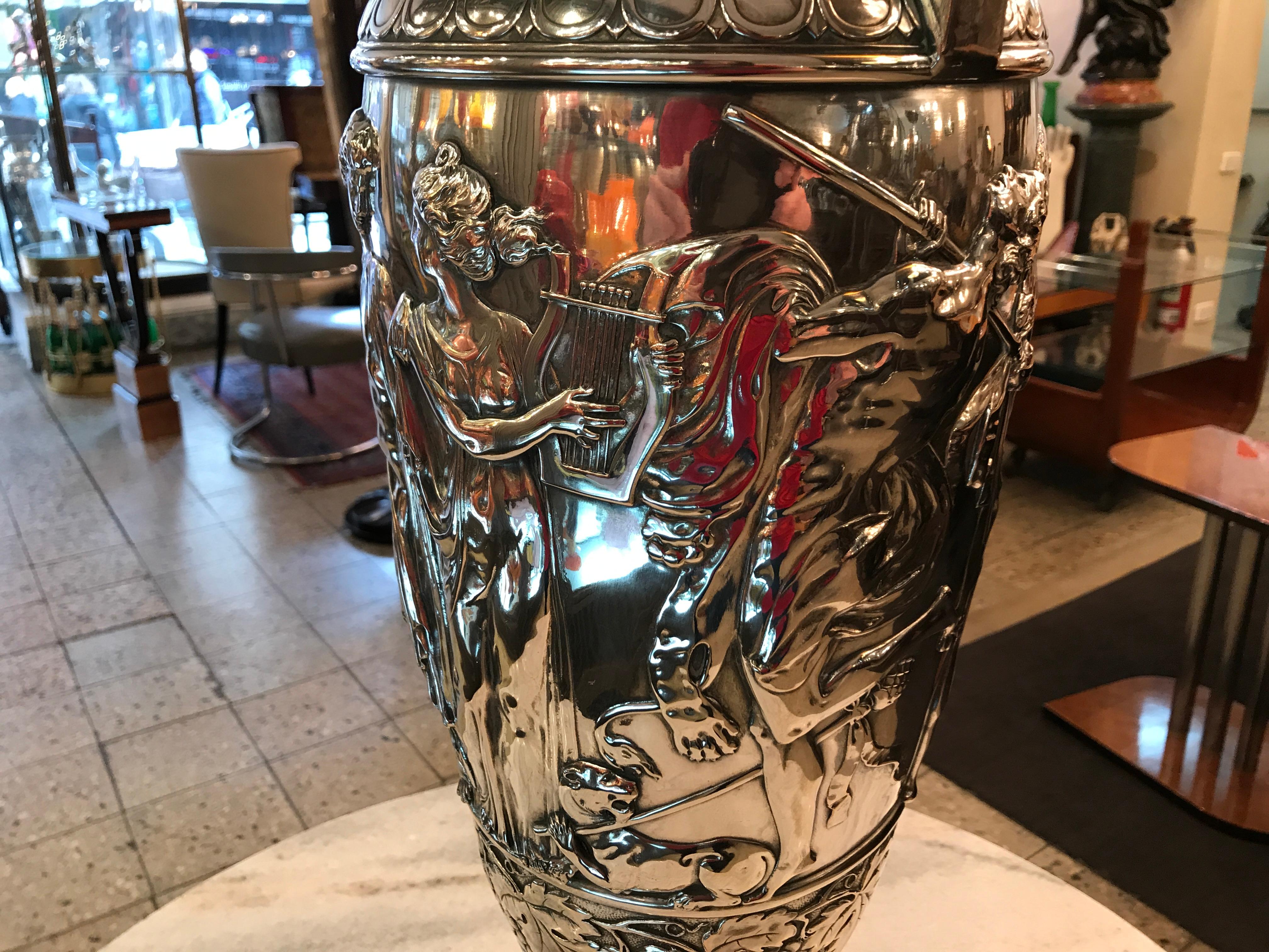 Paar große Vasen, Wmf, Deutsch, 1910, versilbert, Jugendstil, Jugendstil (Metall) im Angebot
