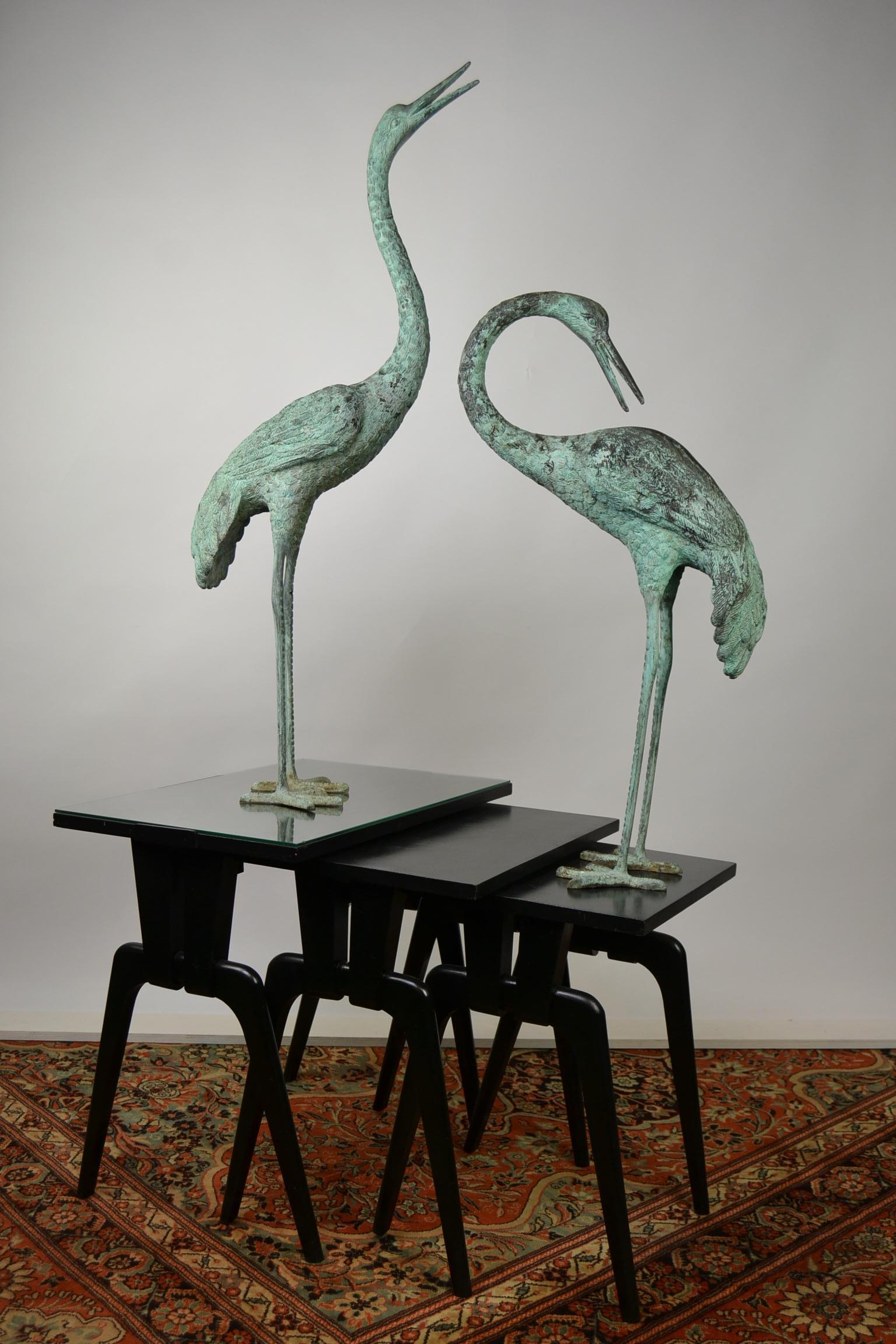 Stylish large vintage Set of two green patinated bronze crane bird statues.
You can use them inside or outside in your garden.
Interior object - Interior accent or garden ornament.
Detailed bird sculptures - bird statues with lovely
