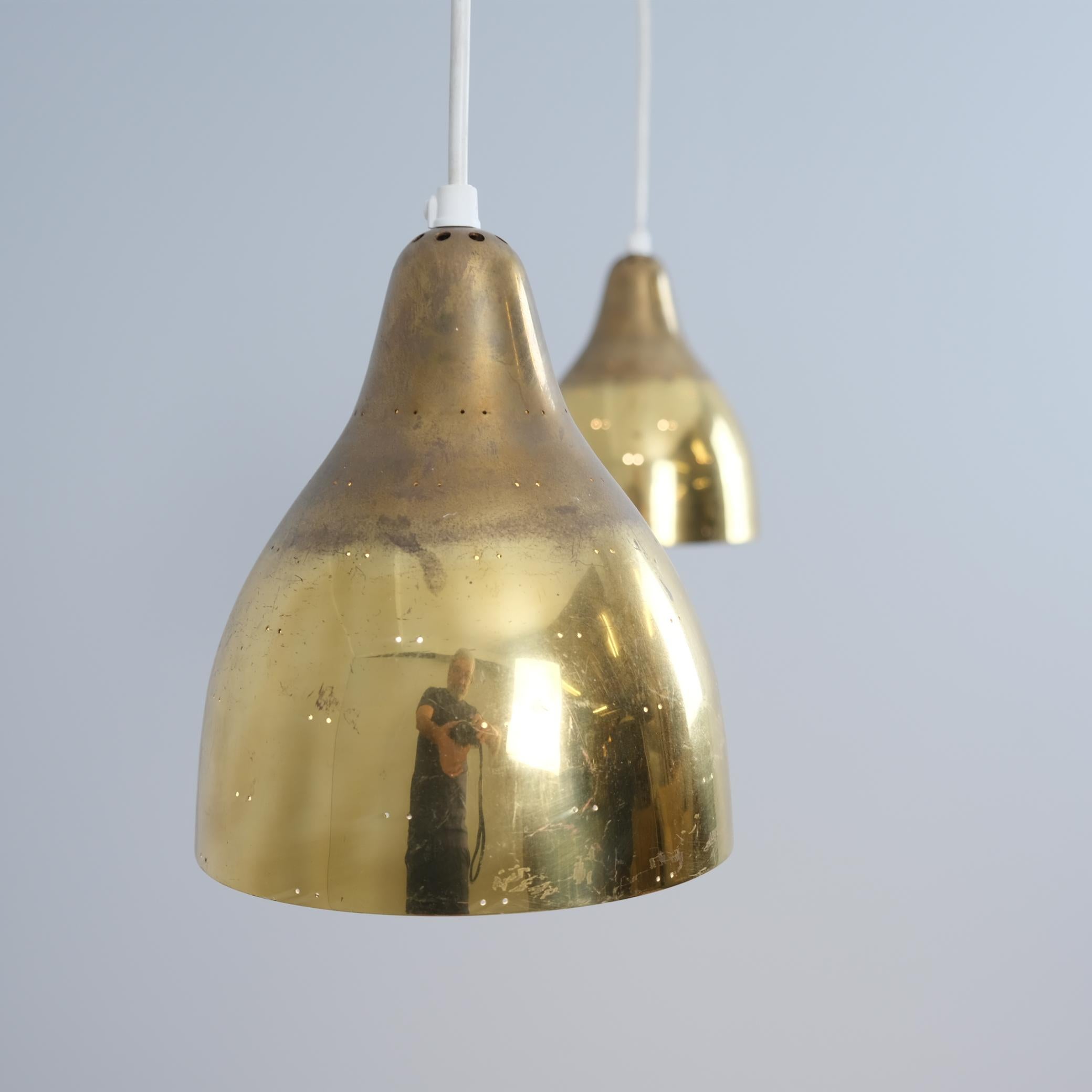 Pair of Bijou Perforated Brass Ceiling Pendants Model ER 84, Itsu 1950s For Sale 1