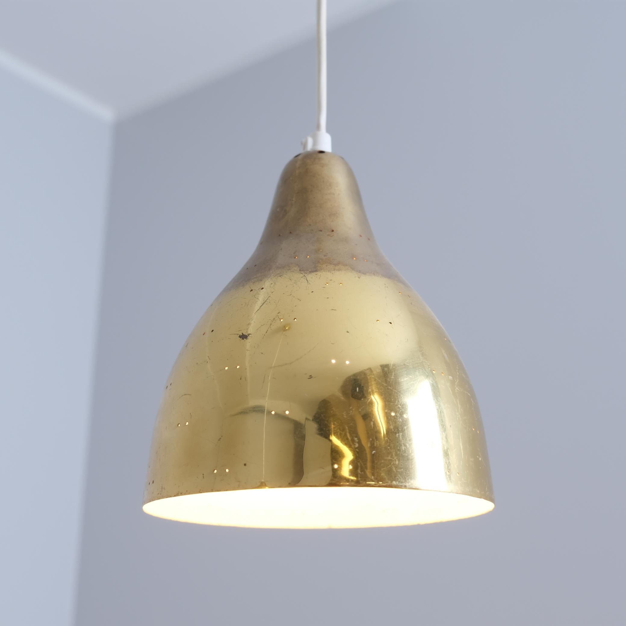 Pair of Bijou Perforated Brass Ceiling Pendants Model ER 84, Itsu 1950s For Sale 7