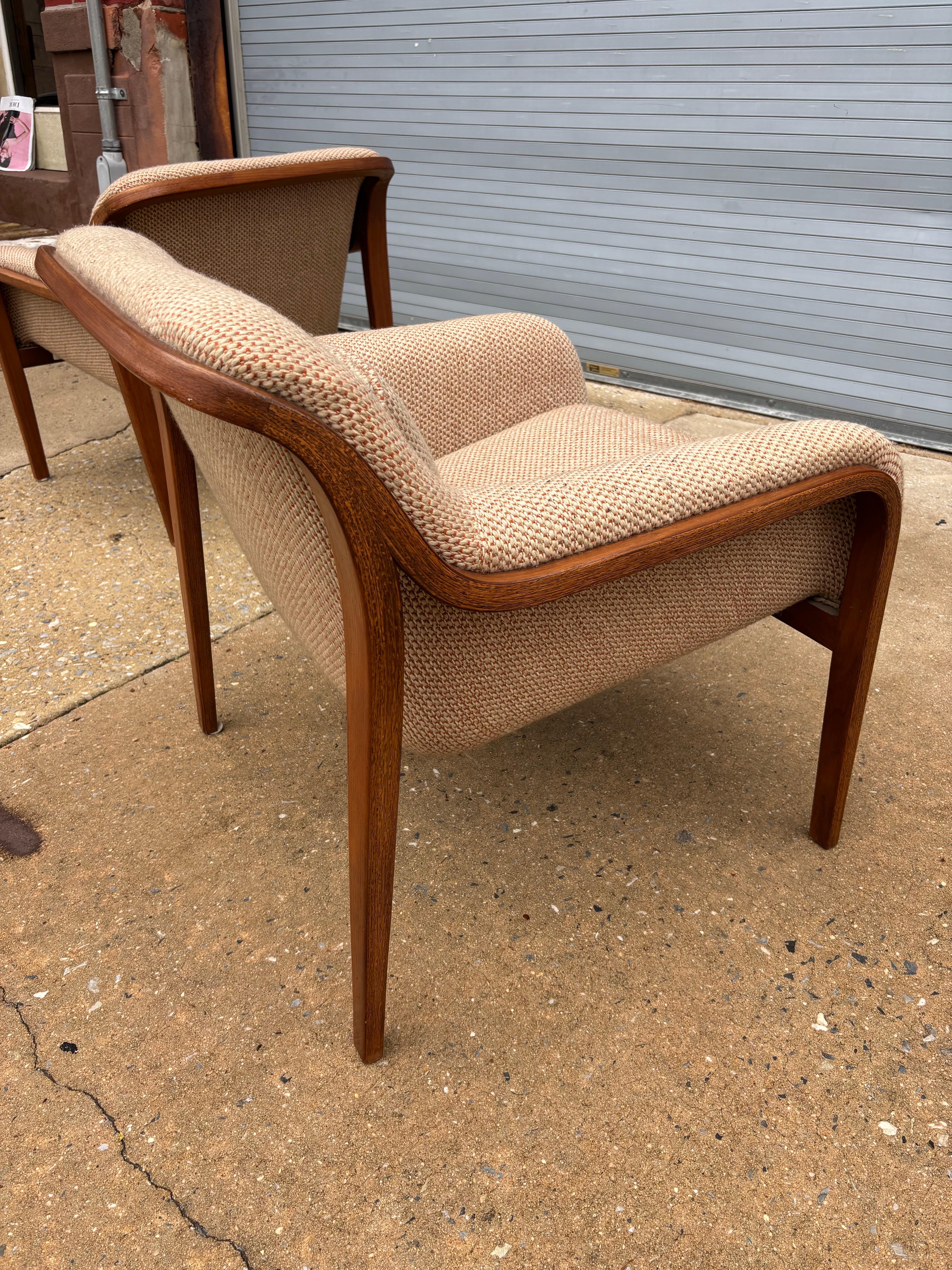 Pair of Bill Stephens for Knoll Lounge Chairs 6