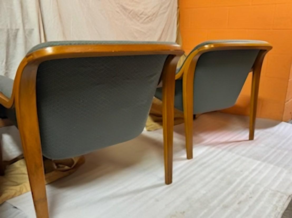 Pareja de sillones Bill Stephens para Knoll en Excelente estado para la venta en Pasadena, TX