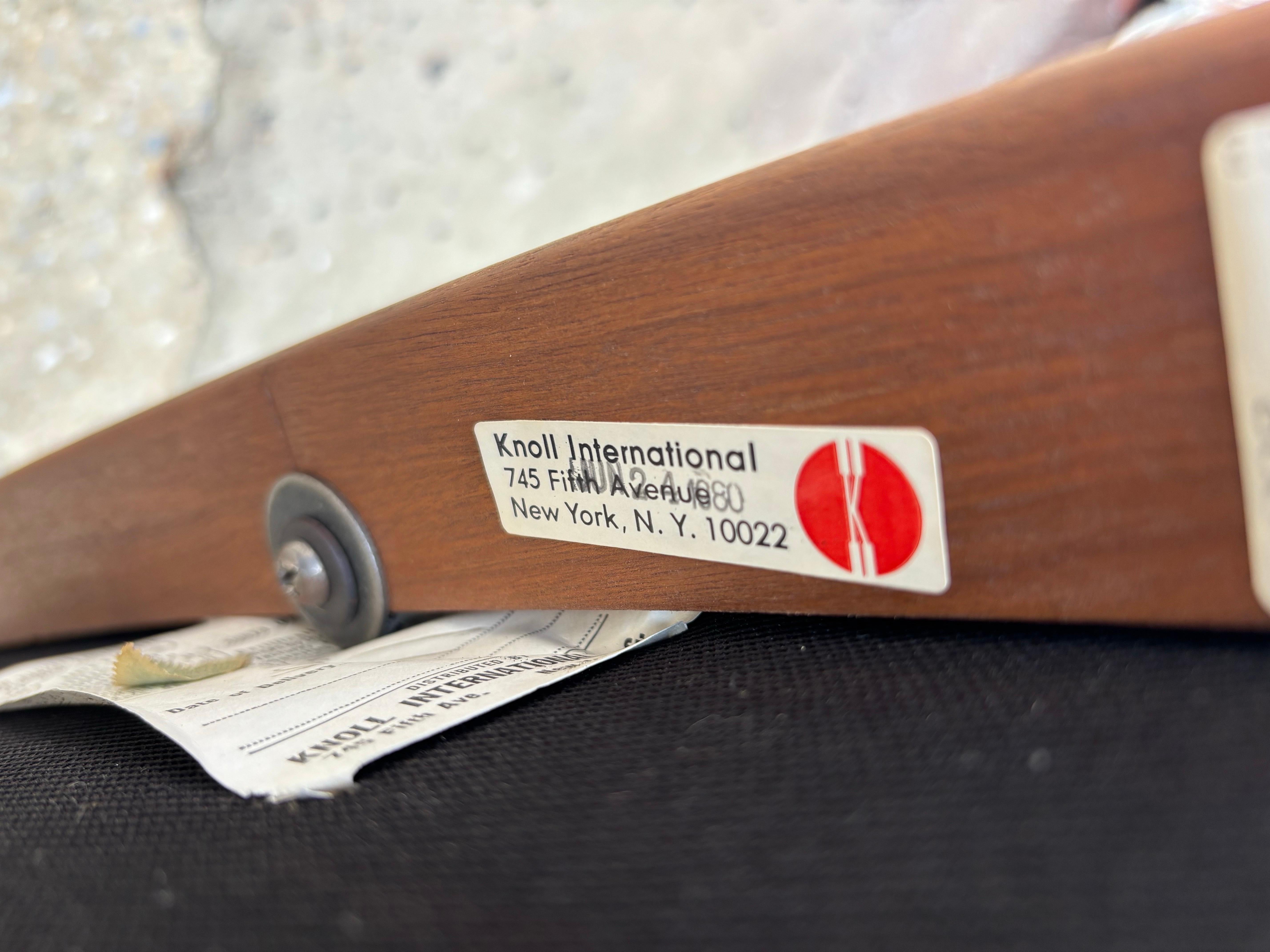 Pair of Bill Stephens for Knoll Lounge Chairs 2