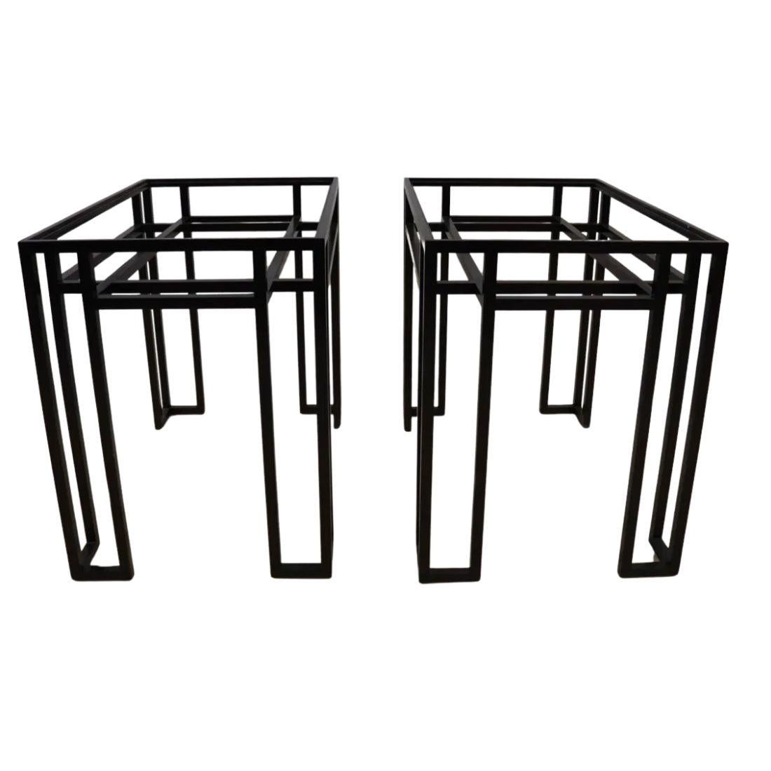 Paire de tables d'appoint géométriques à plateau en verre Billy Baldwin Bon état - En vente à Locust Valley, NY