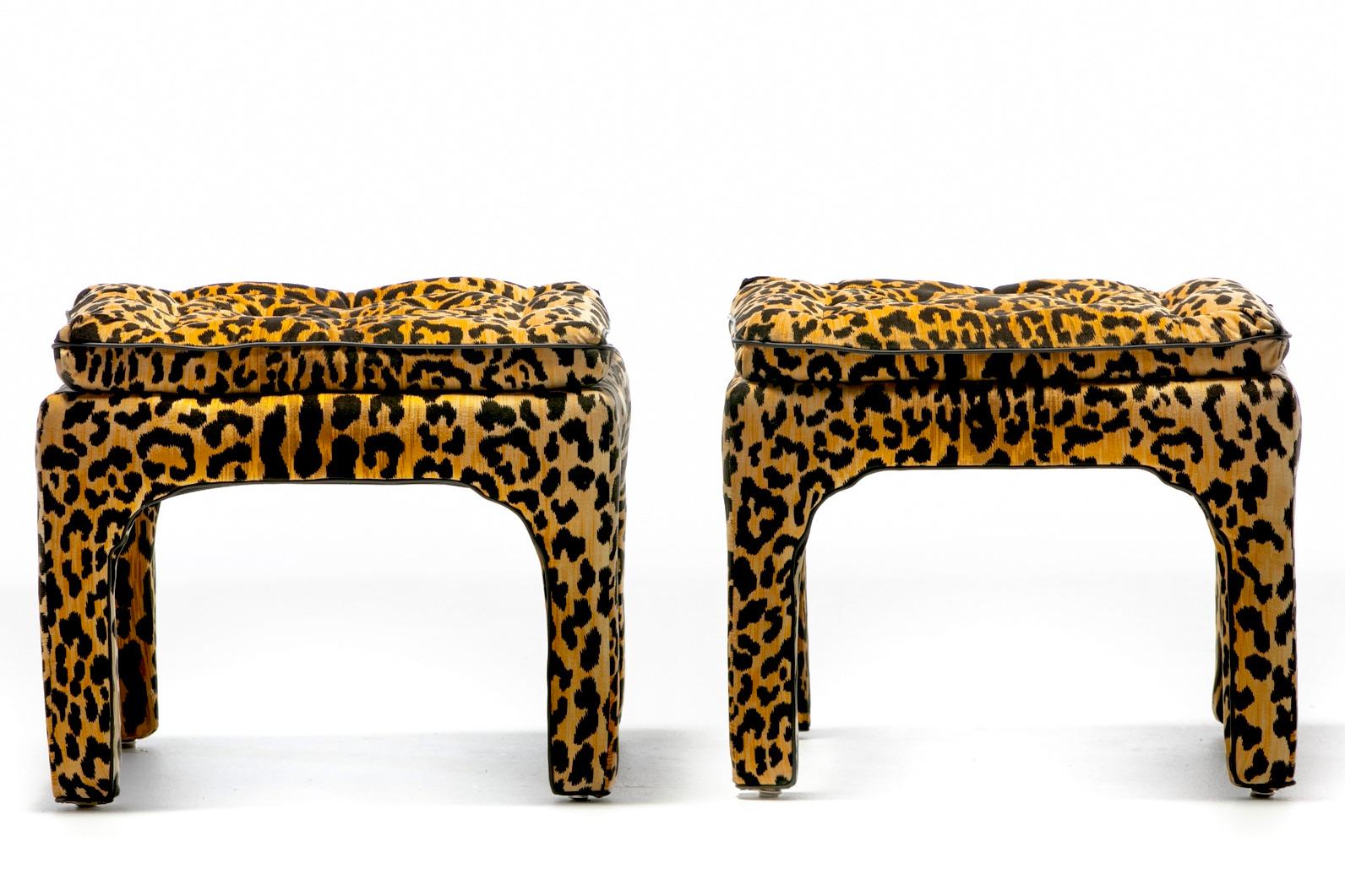 Pair of Billy Baldwin Style Leopard Velvet Stools with Leather Piping c. 1970s For Sale 4