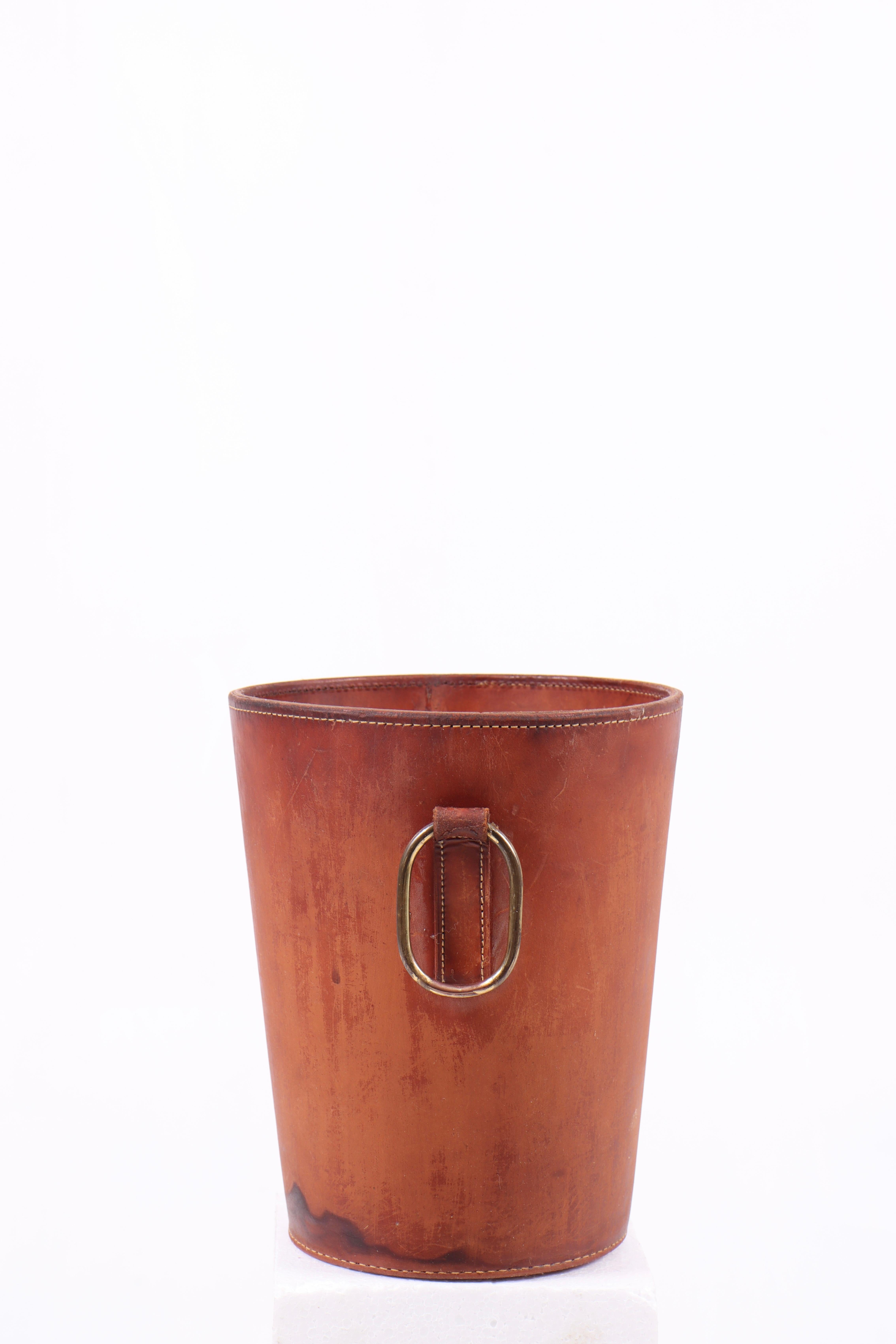 Coppia di cestini in pelle patinata, Illum Bolighus, 1950, Dainsh Midcentury In condizioni buone in vendita a Lejre, DK