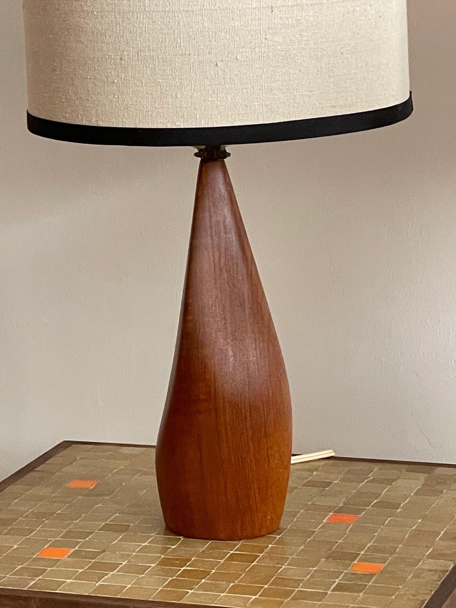 Pair of Biomorphic Danish Teak Lamps by Ernst Henriksen 7