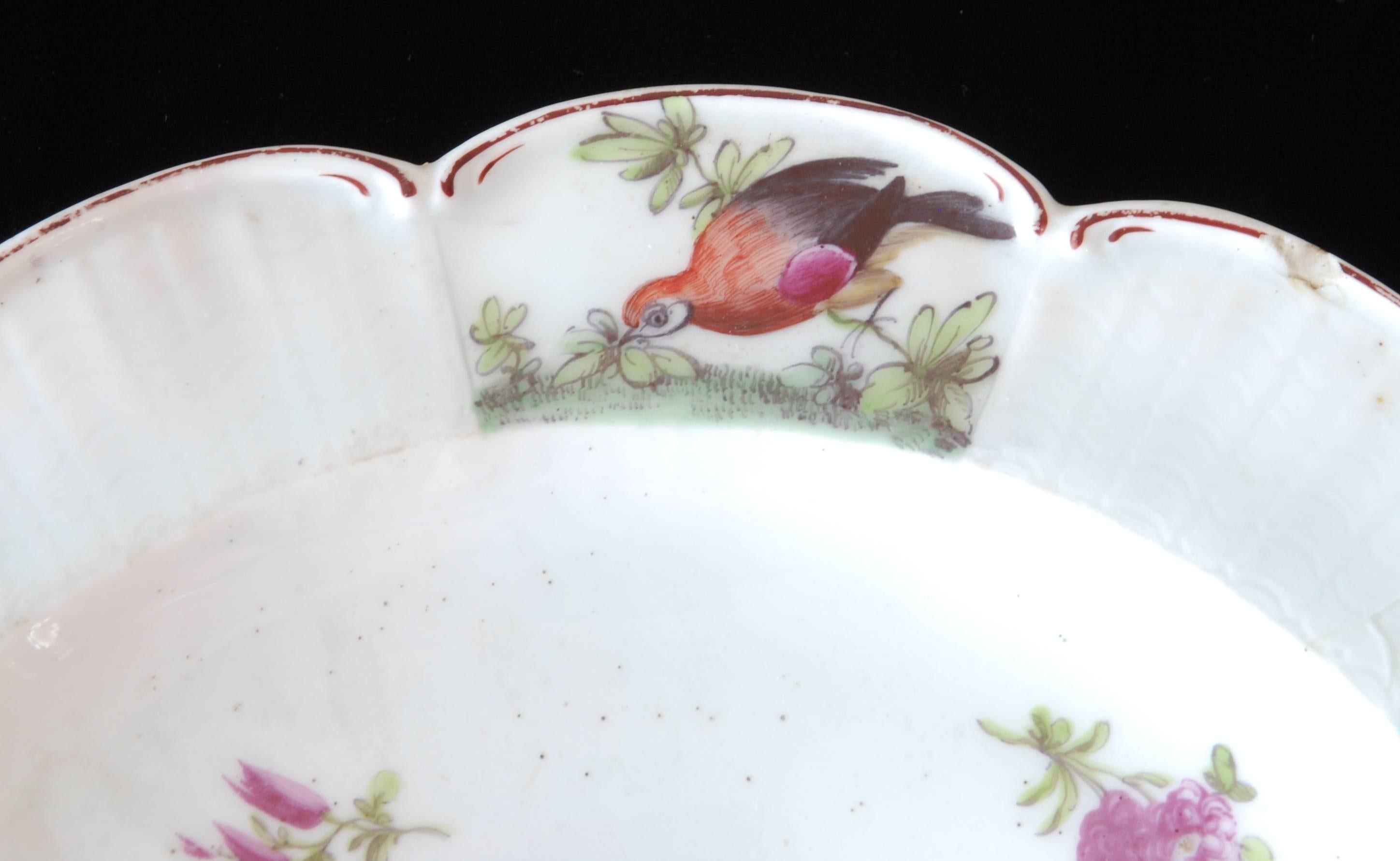 Pair of Bird Plates, Chelsea, circa 1755 For Sale 2