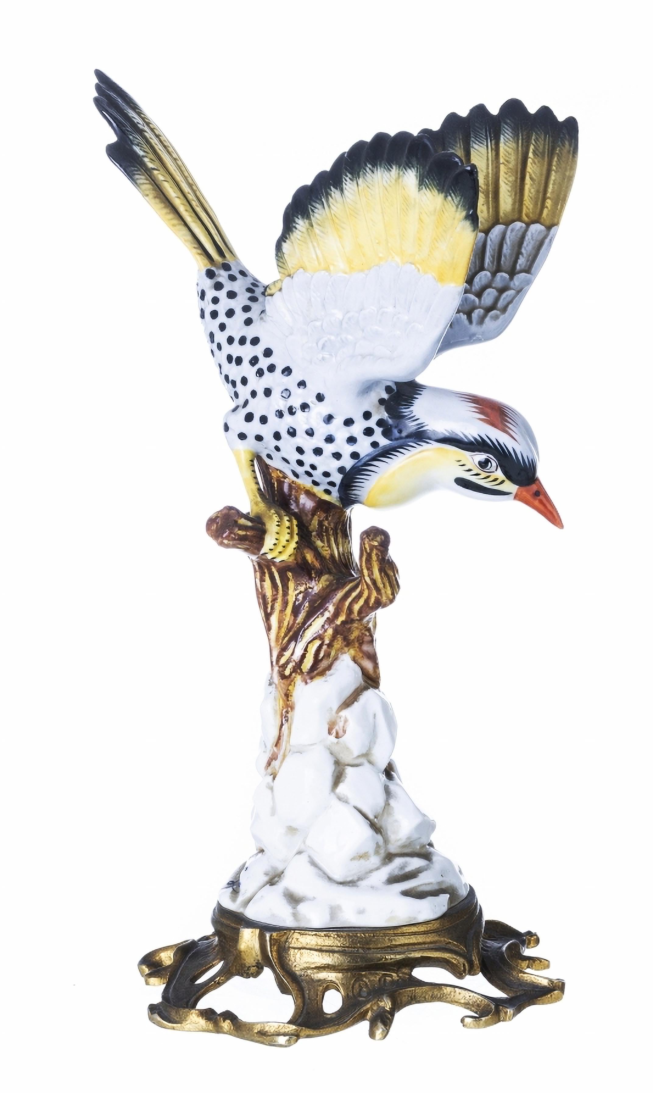„PAIR OF BIRDS ON TORSO“ FRENCH SculPTURES SEVRES 19. Jahrhundert (Französisch) im Angebot