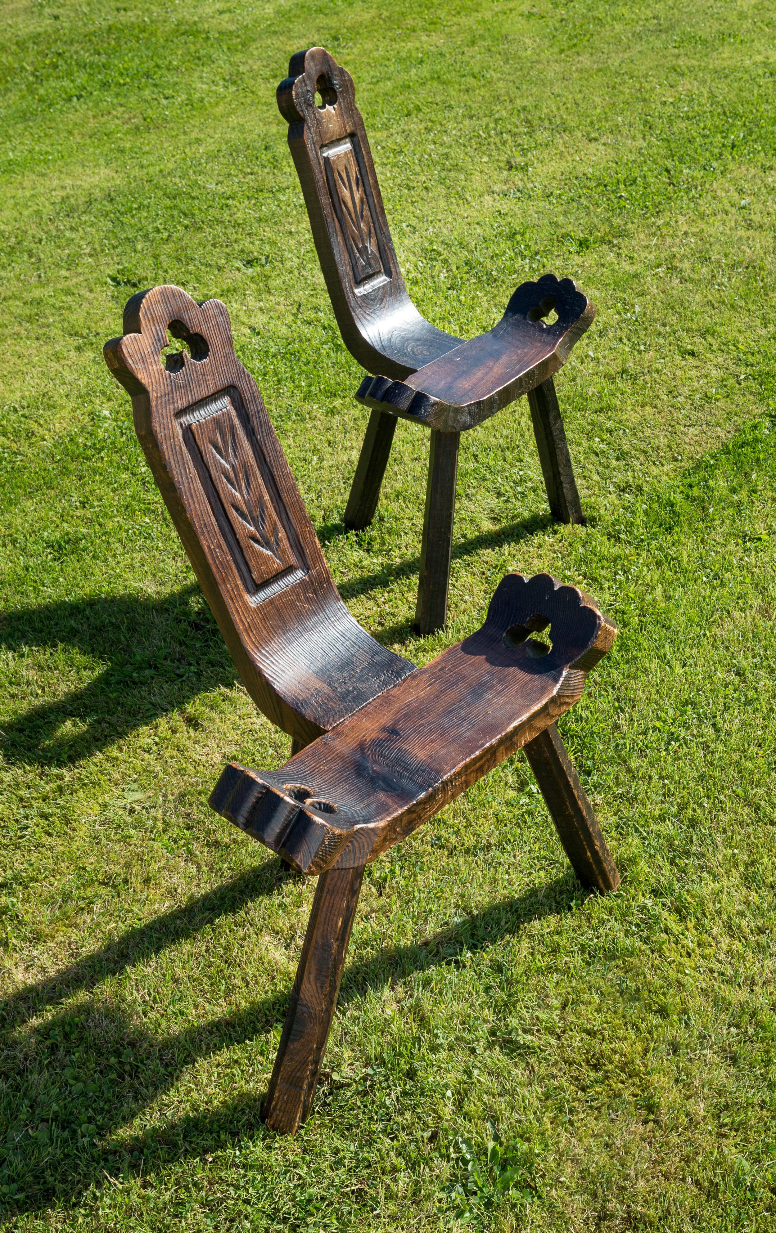An amazing part of Social History these chairs are not Welsh Milking Chairs or Romany Gypsy Chairs - they were designed and built for one purpose in mind, birthing.

The principle being that it is easier to give birth in a Vertical position, not