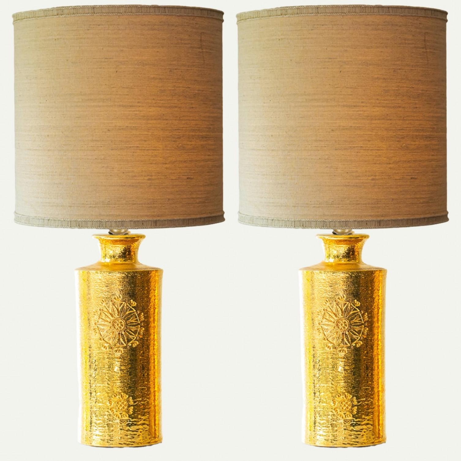 Pair of Bitossi Ceramic FLoor Table Lamps, Silk Lampshade by R. Houben (Sonstiges) im Angebot