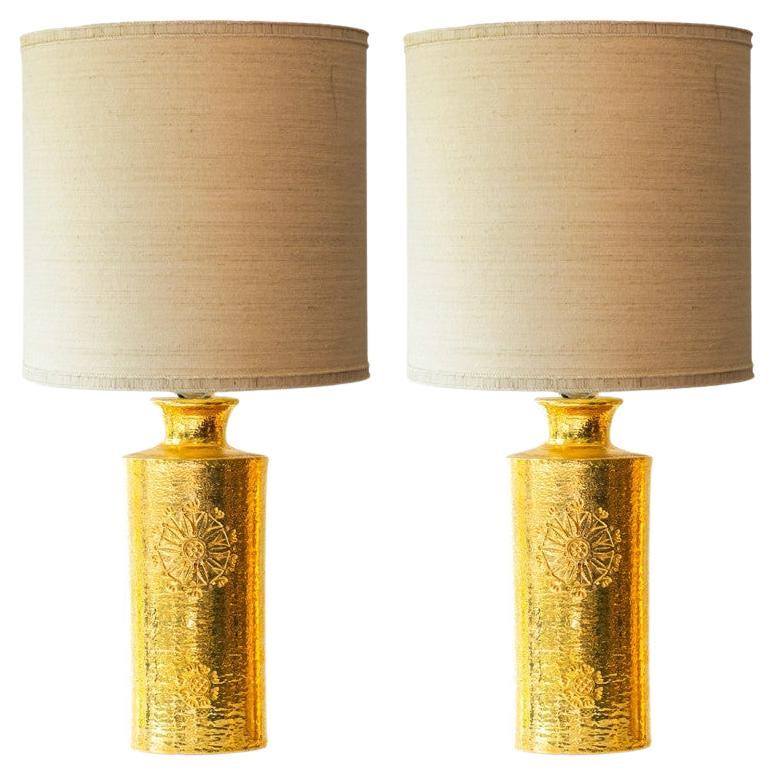 Pareja de lámparas de sobremesa de cerámica Bitossi, pantalla de seda de R. Houben en venta