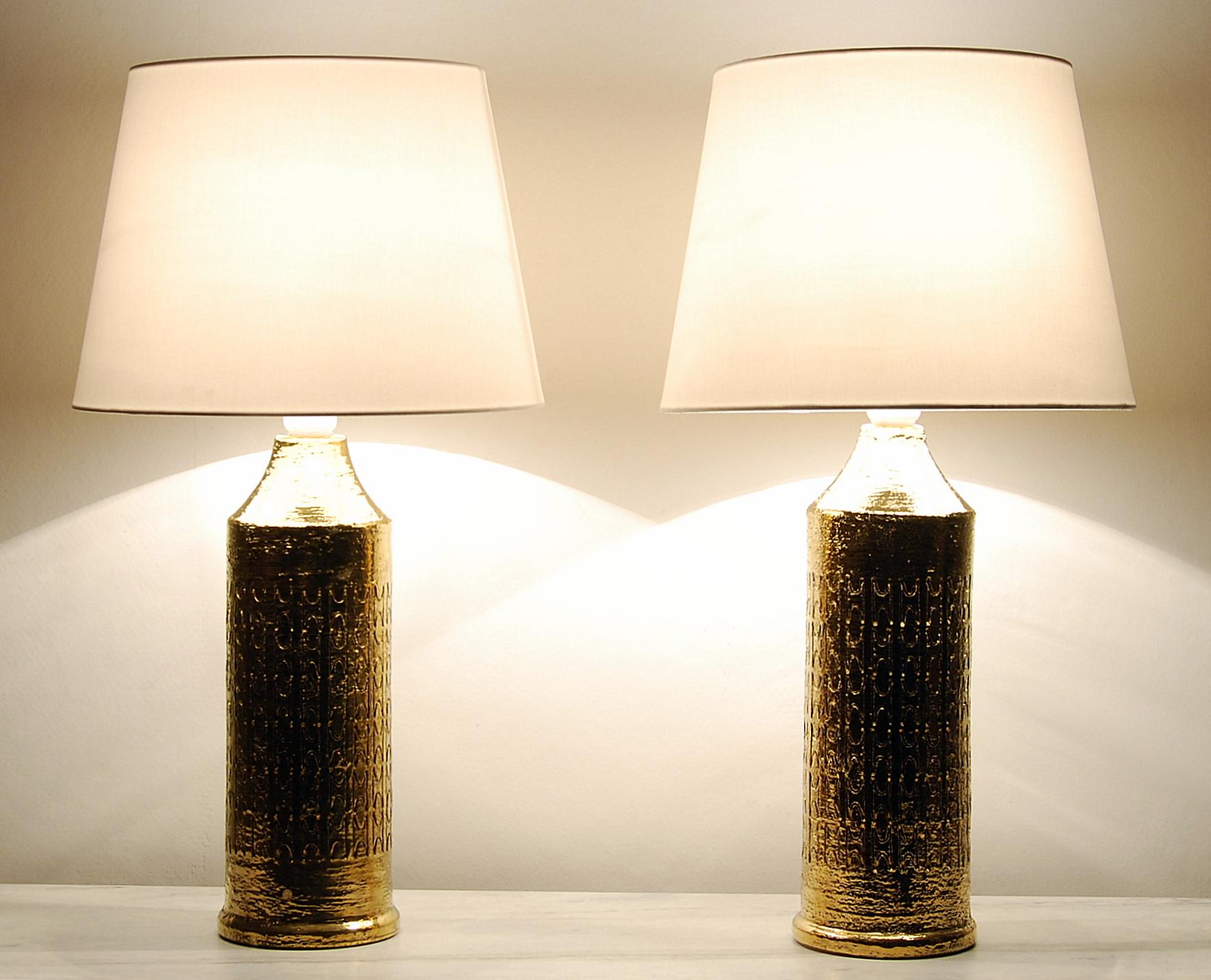 Mid-Century Modern Pair of Bitossi Table Lamps by Aldo Londi, Gold Glazed Ceramic, Signed
