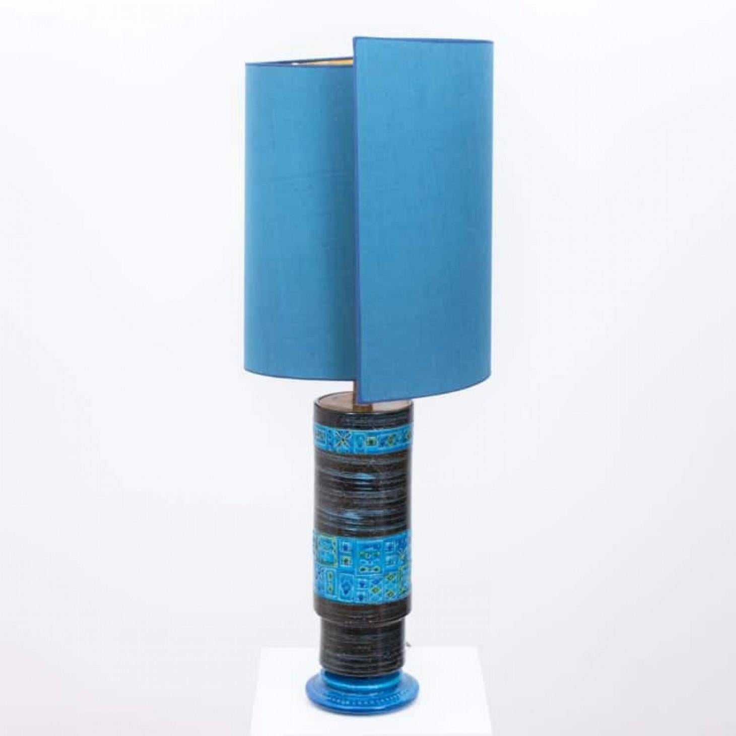 Ein Paar Bitossi Tischlampen mit neuen Seidenlampenschirmen nach Maß von René Houben im Zustand „Gut“ im Angebot in Rijssen, NL