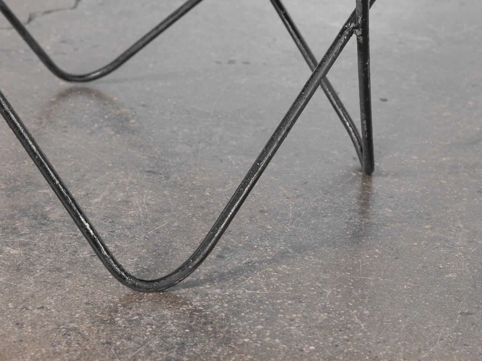 Coppia di sedie a farfalla di BKF Hardoy per Knoll in tela naturale In condizioni buone in vendita a Brooklyn, NY